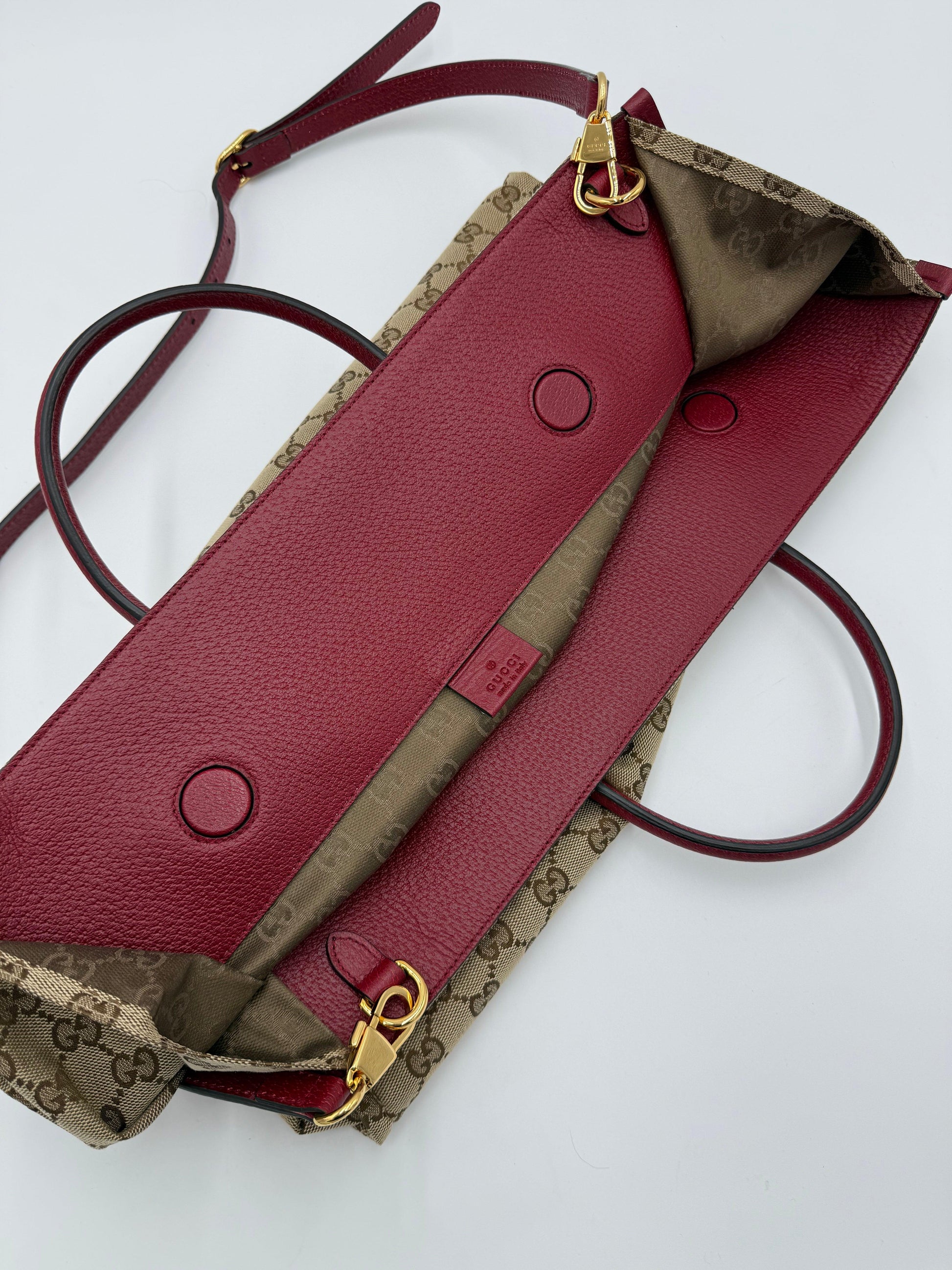 Gucci-Borsa-Tote-Soft-in-Tela-GG-Supreme-e-Pelle-Martellata-Rossa-70420575420740 - Pally Vintage Closet