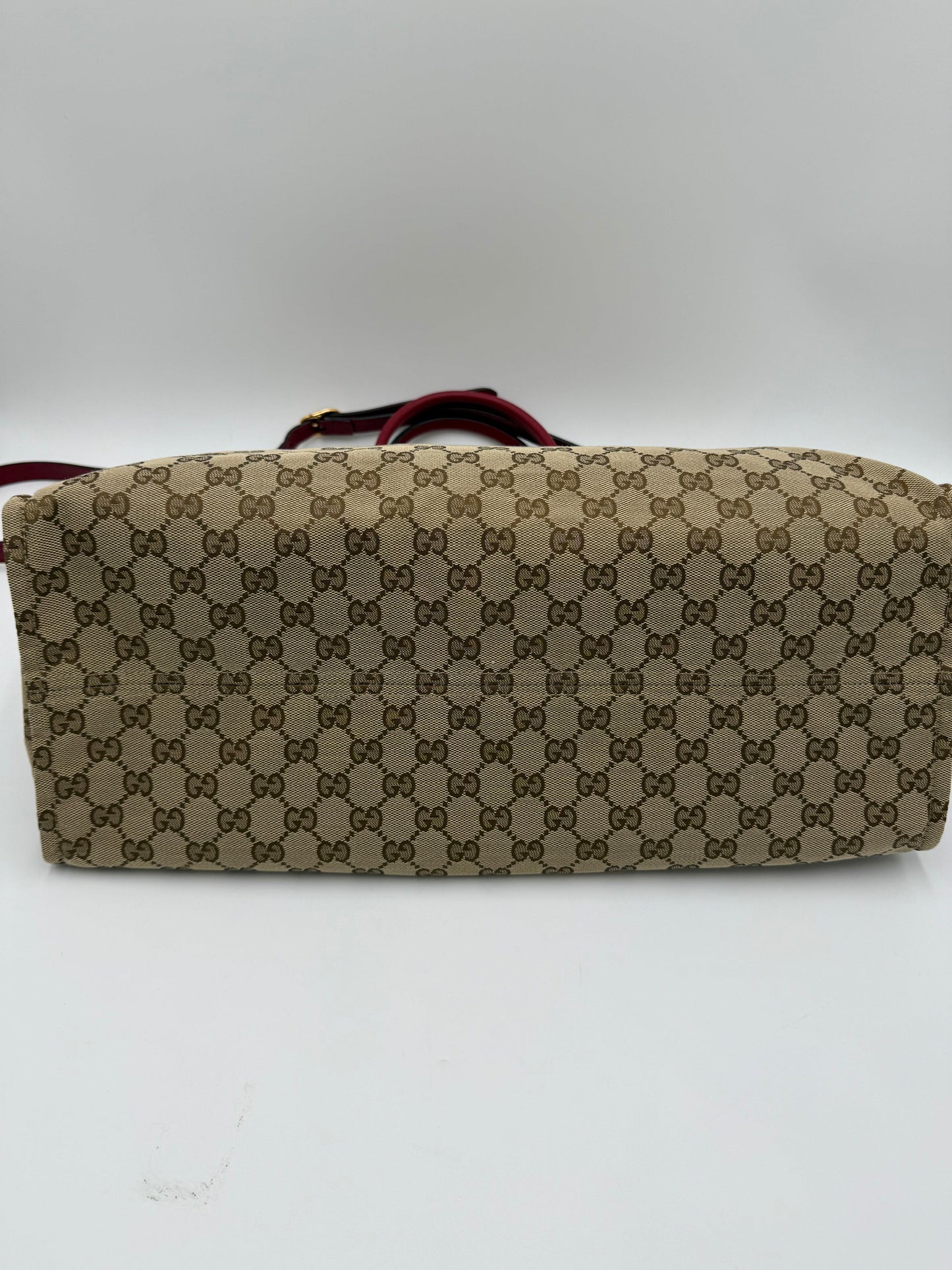 Gucci-Borsa-Tote-Soft-in-Tela-GG-Supreme-e-Pelle-Martellata-Rossa-70420575486276 - Pally Vintage Closet