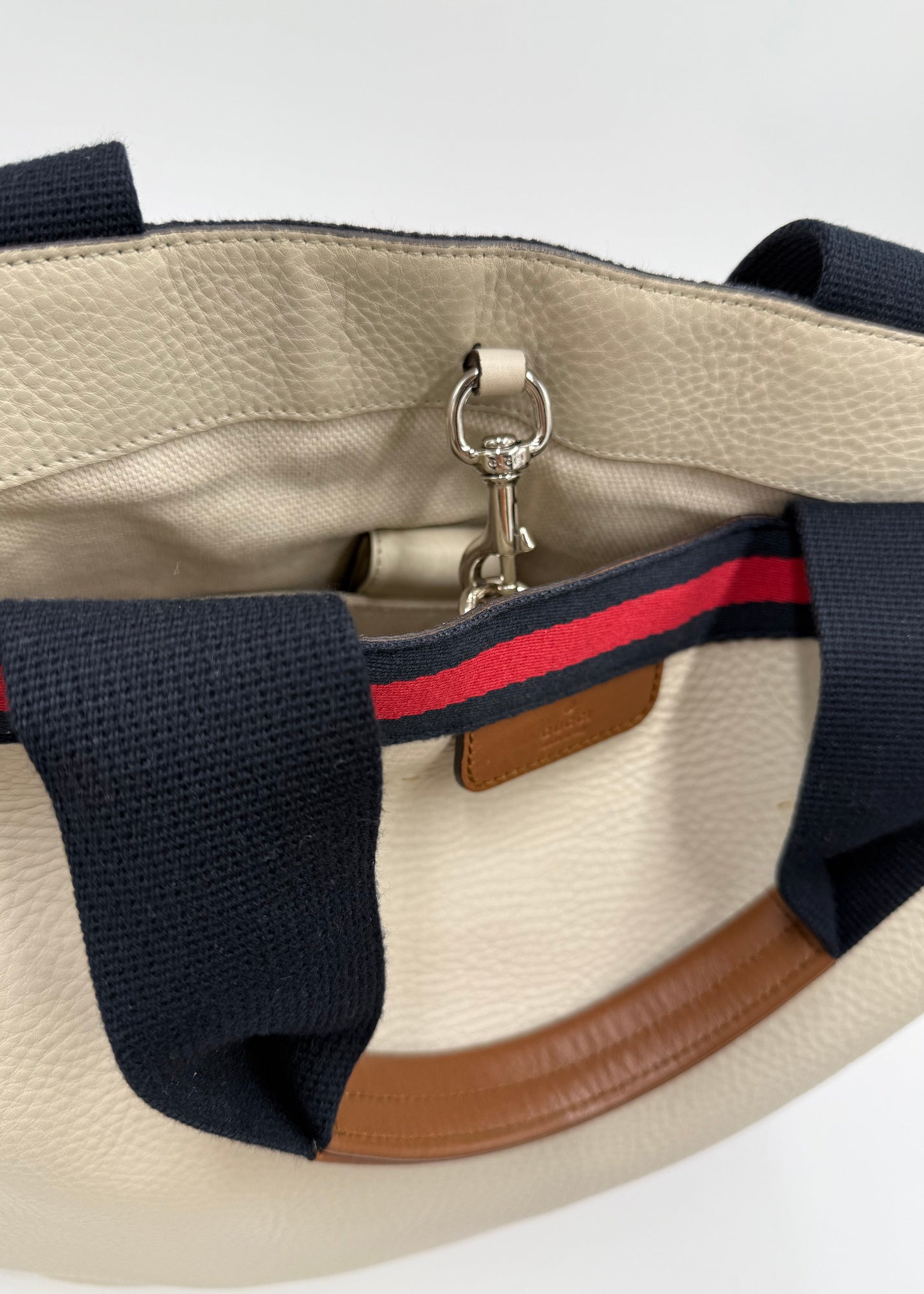 Gucci Borsa Tote Vintage in Pelle Avorio con Dettagli Web