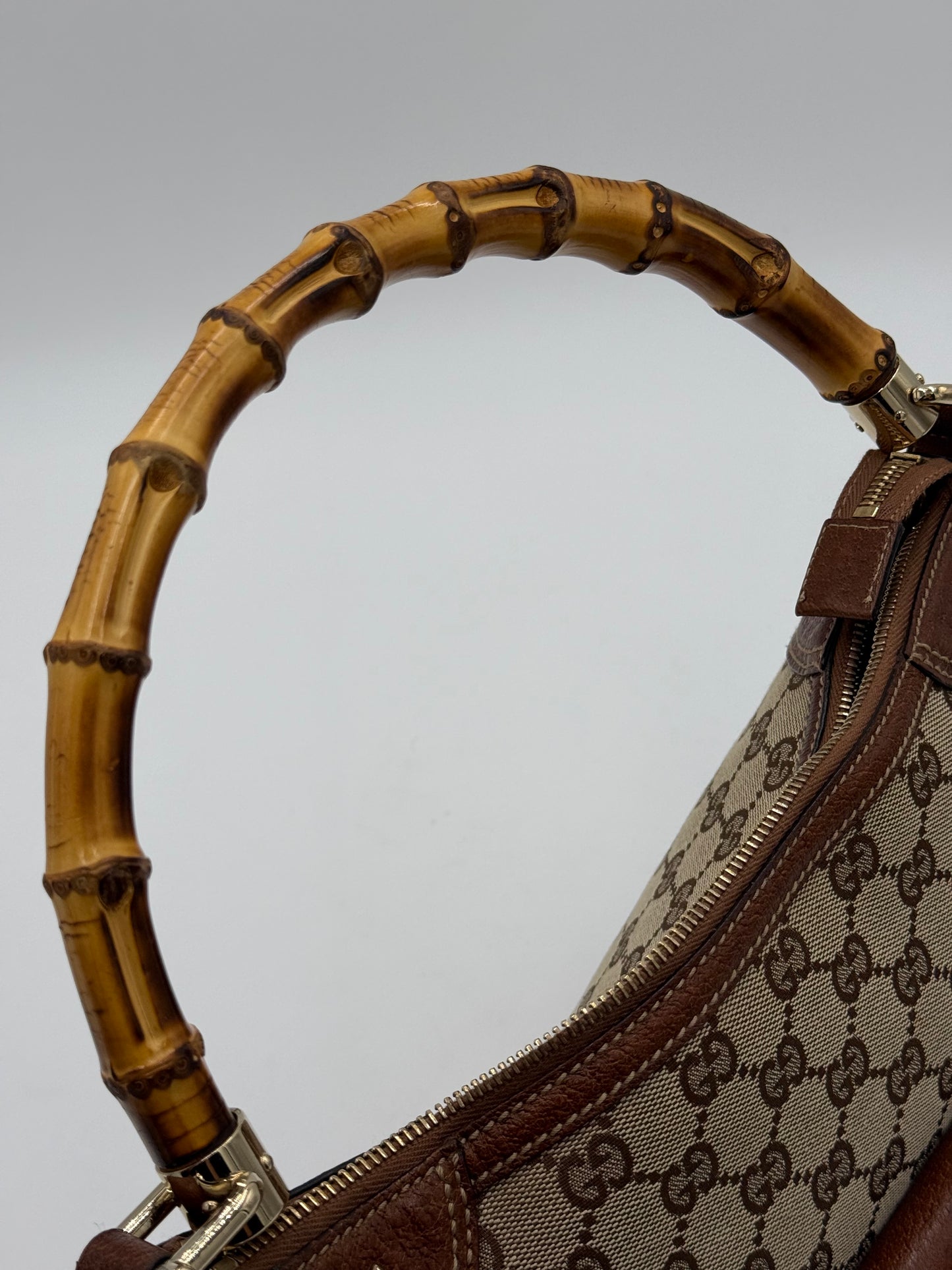 Gucci Borsa Vintage Bamboo in Tela GG Monogram e Pelle Marrone - Pally Vintage Closet