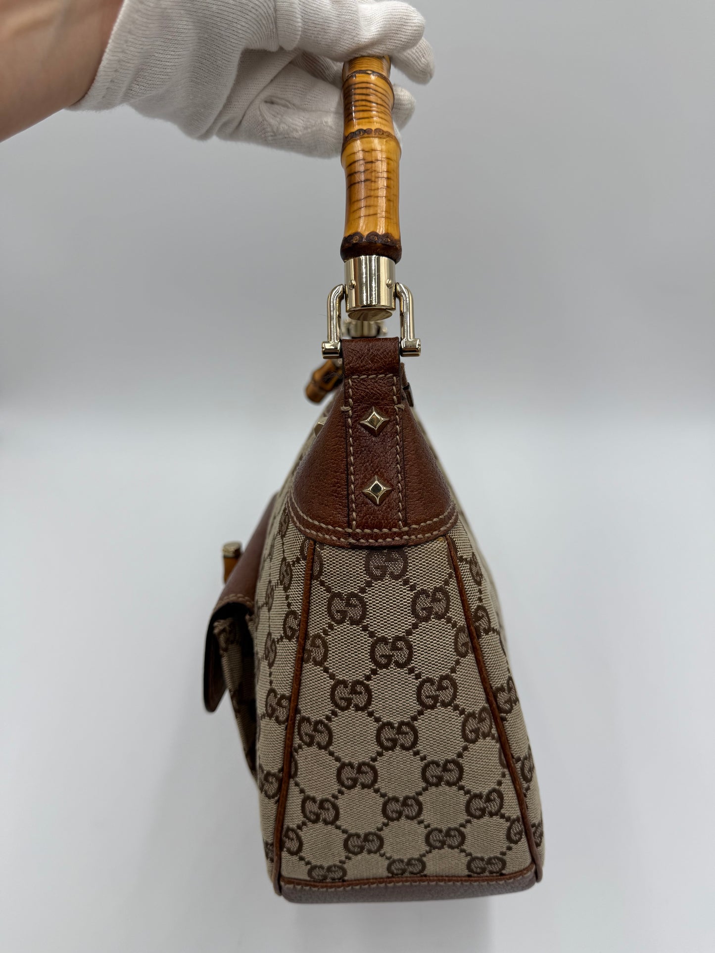 Gucci Borsa Vintage Bamboo in Tela GG Monogram e Pelle Marrone - Pally Vintage Closet