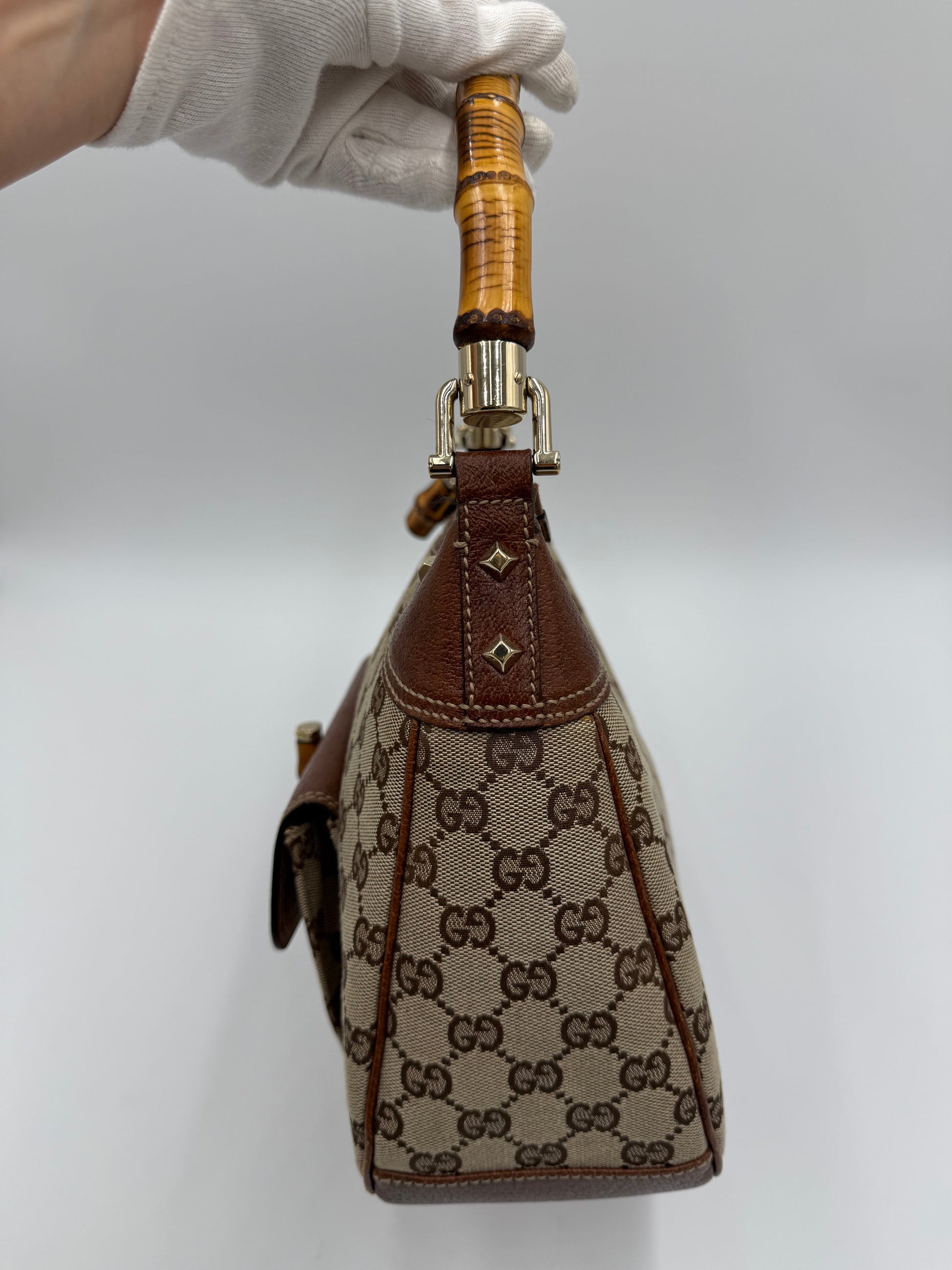 Gucci Borsa Vintage Bamboo in Tela GG Monogram e Pelle Marrone - Pally Vintage Closet