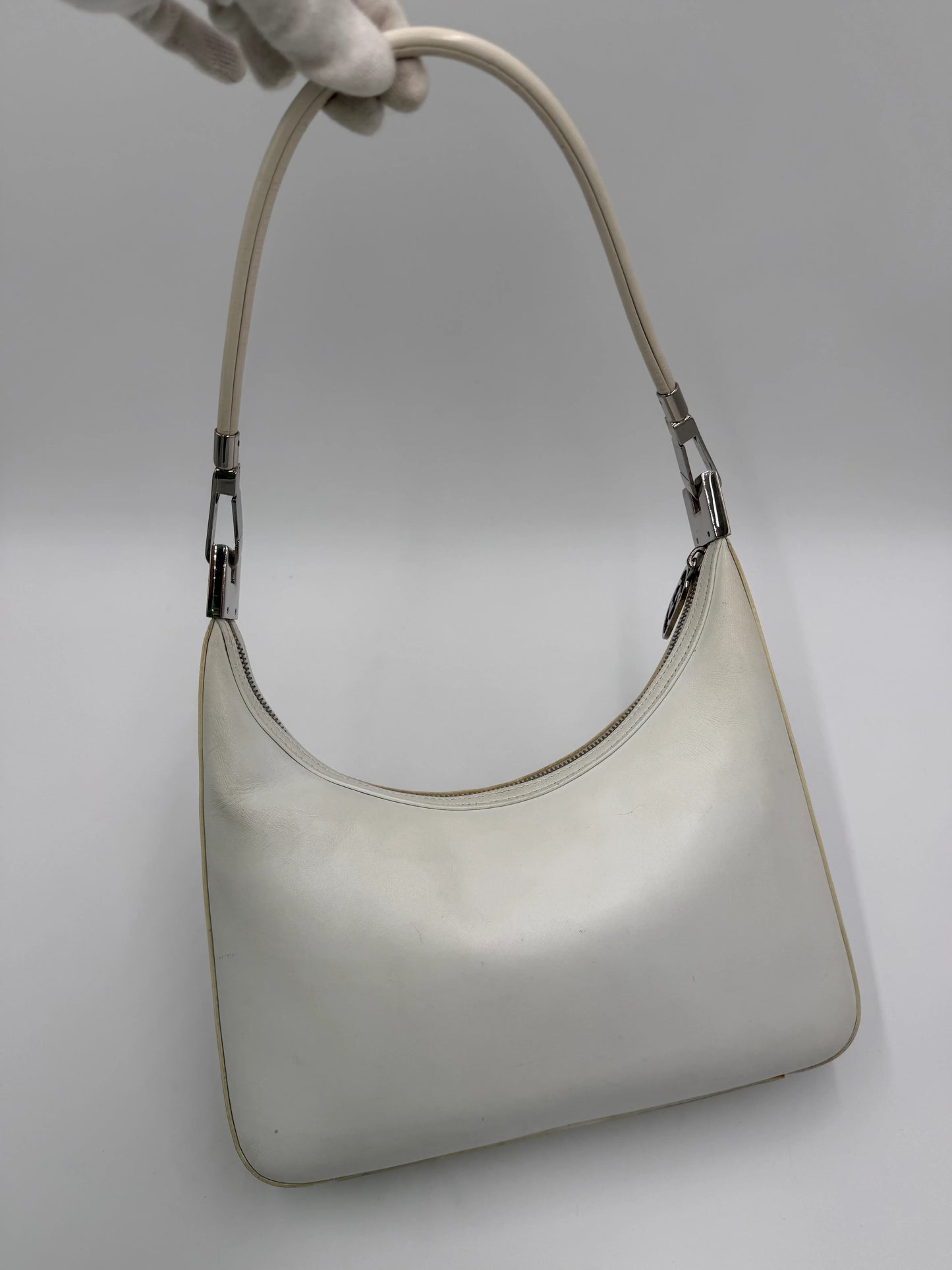 Gucci-Borsa-Vintage-Hobo-Moon-by-Tom-Ford-in-Pelle-Bianca-70135148544324 - Pally Vintage Closet