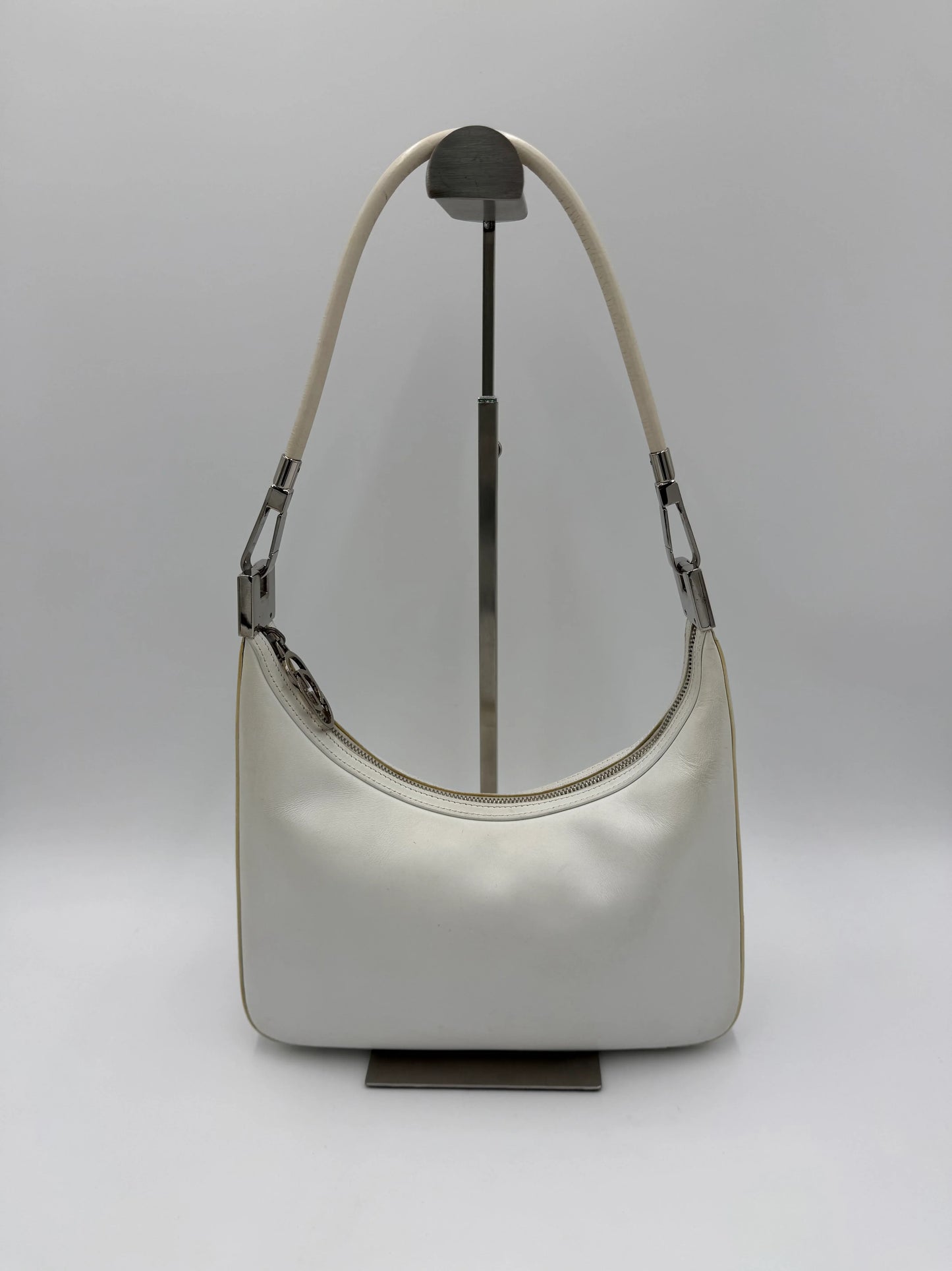 Gucci-Borsa-Vintage-Hobo-Moon-by-Tom-Ford-in-Pelle-Bianca-70135148642628 - Pally Vintage Closet