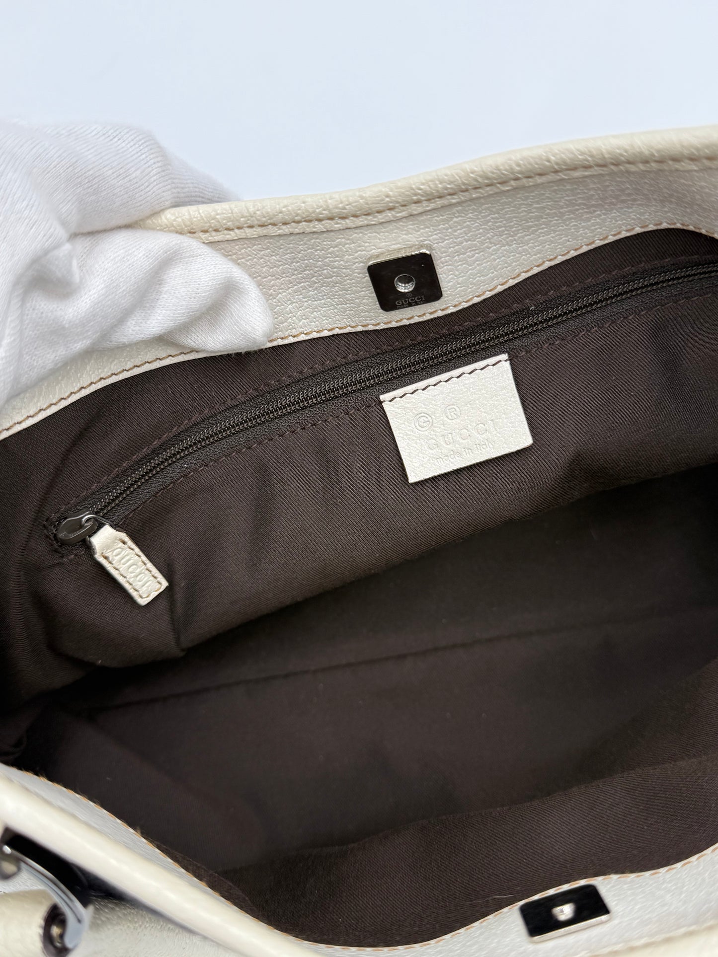 Gucci Borsa Vintage a Spalla in Tela Monogram GG e Pelle Bianca - Pally Vintage Closet