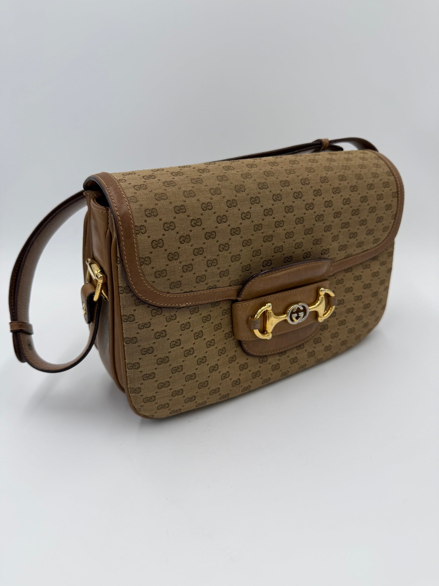 Gucci Borsa a Spalla Horsebit Vintage con Logo GG Beige - Pally Vintage Closet
