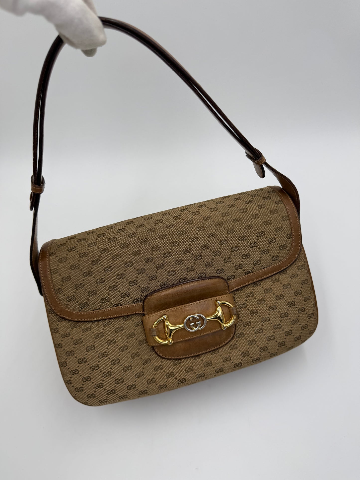 Gucci Borsa a Spalla Horsebit Vintage con Logo GG Beige - Pally Vintage Closet