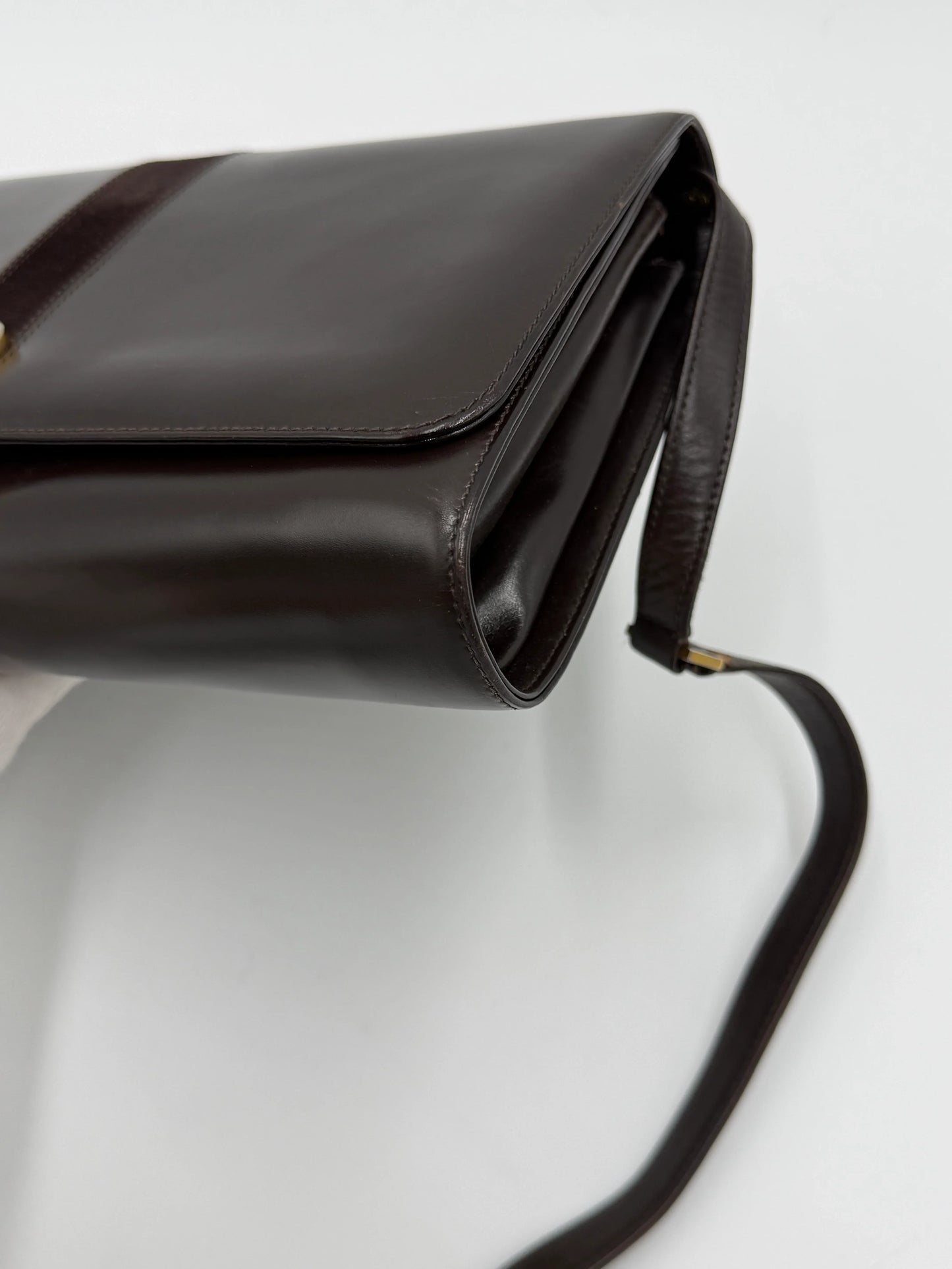 Gucci-Borsa-a-Spalla-Vintage-in-Camoscio-e-Pelle-Marrone-69515614814532 - Pally Vintage Closet
