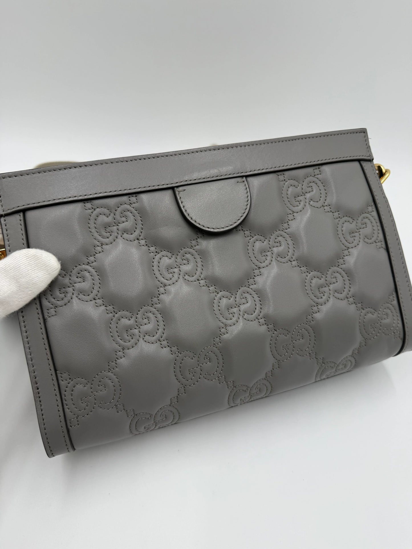 Gucci-Borsa-a-Tracolla-Ophidia-GG-Marmont-Piccola-in-Pelle-Matelass-Grigia-70314498425156 - Pally Vintage Closet