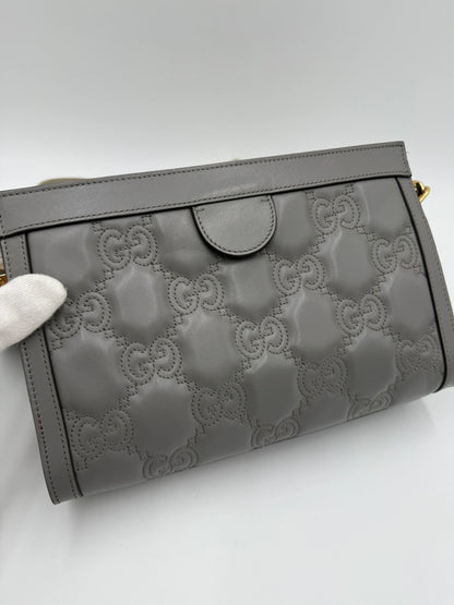 Gucci-Borsa-a-Tracolla-Ophidia-GG-Marmont-Piccola-in-Pelle-Matelass-Grigia-70314498425156 - Pally Vintage Closet