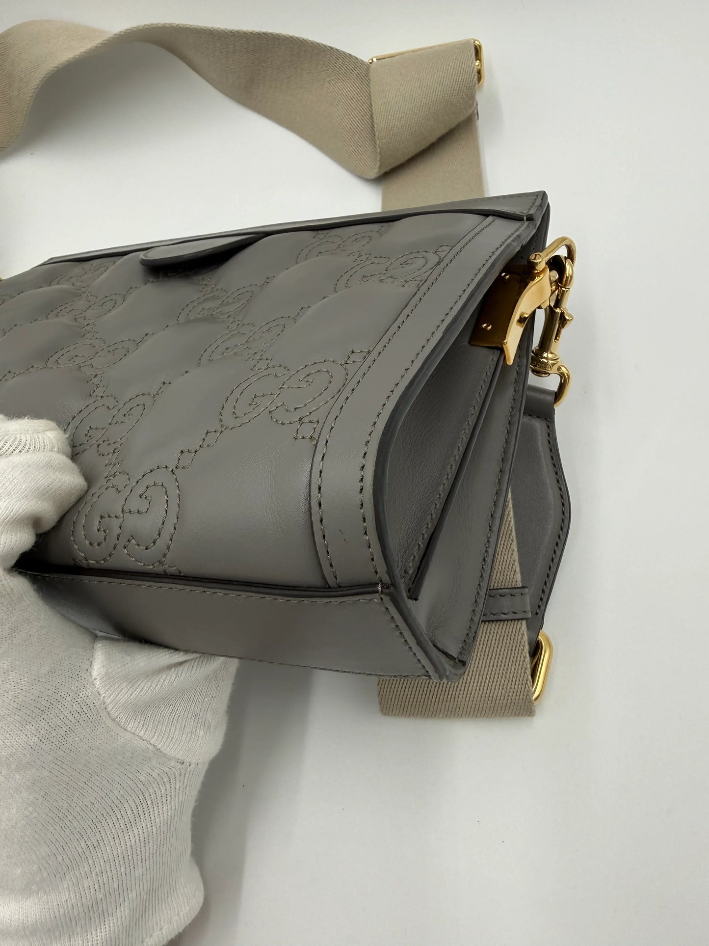 Gucci-Borsa-a-Tracolla-Ophidia-GG-Marmont-Piccola-in-Pelle-Matelass-Grigia-70314498457924 - Pally Vintage Closet