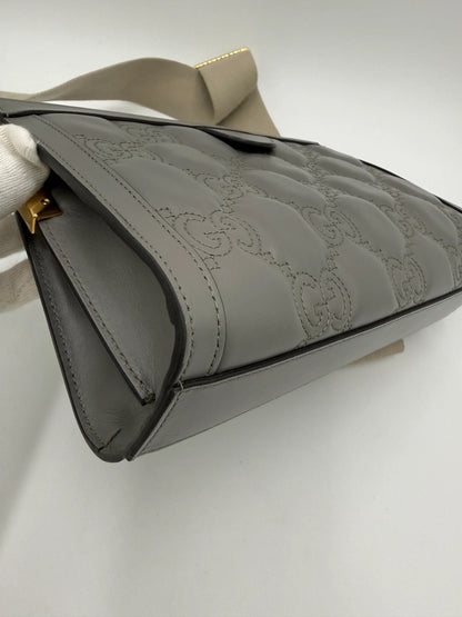 Gucci-Borsa-a-Tracolla-Ophidia-GG-Marmont-Piccola-in-Pelle-Matelass-Grigia-70314498490692 - Pally Vintage Closet