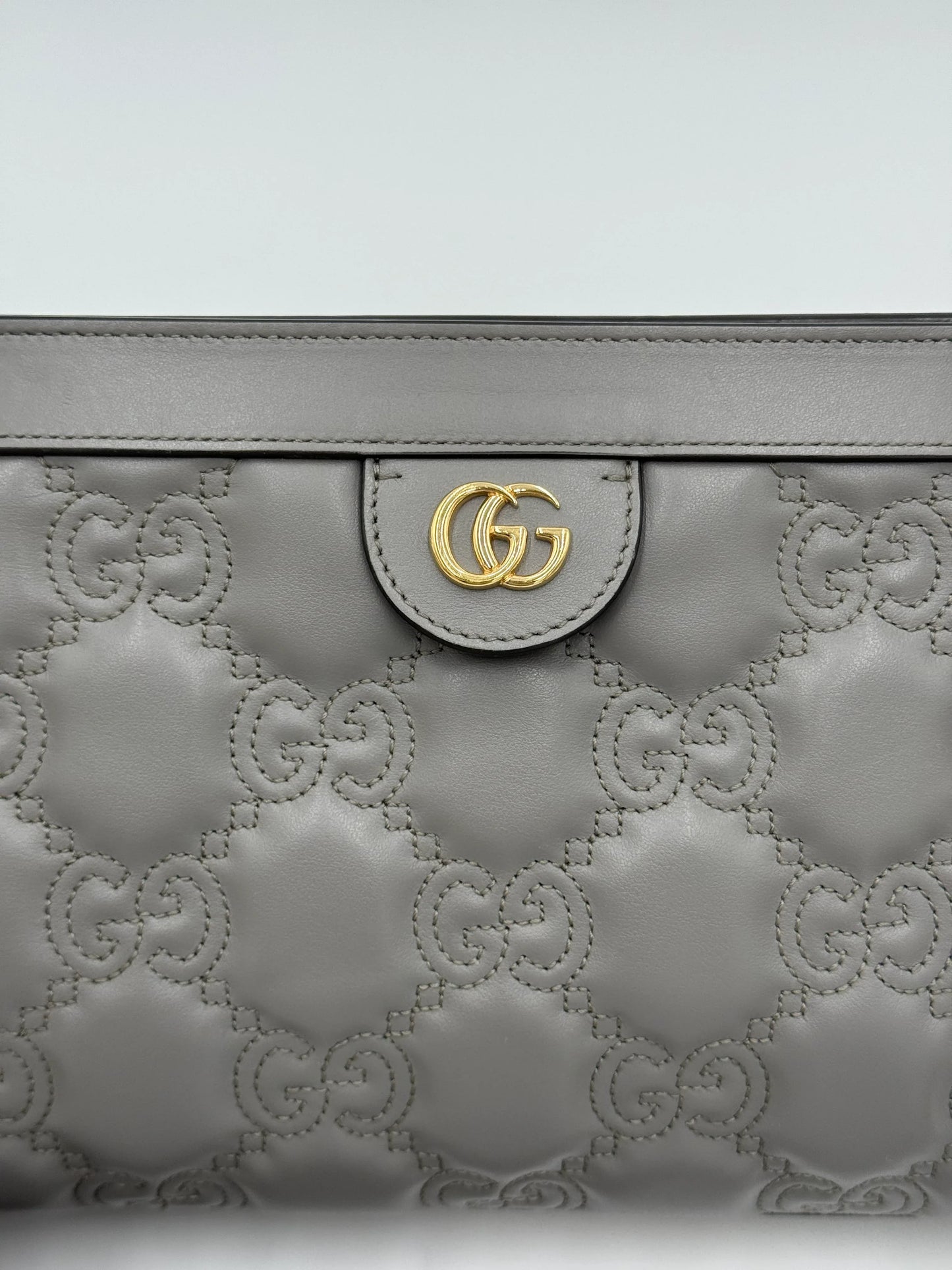 Gucci-Borsa-a-Tracolla-Ophidia-GG-Marmont-Piccola-in-Pelle-Matelass-Grigia-70314498654532 - Pally Vintage Closet