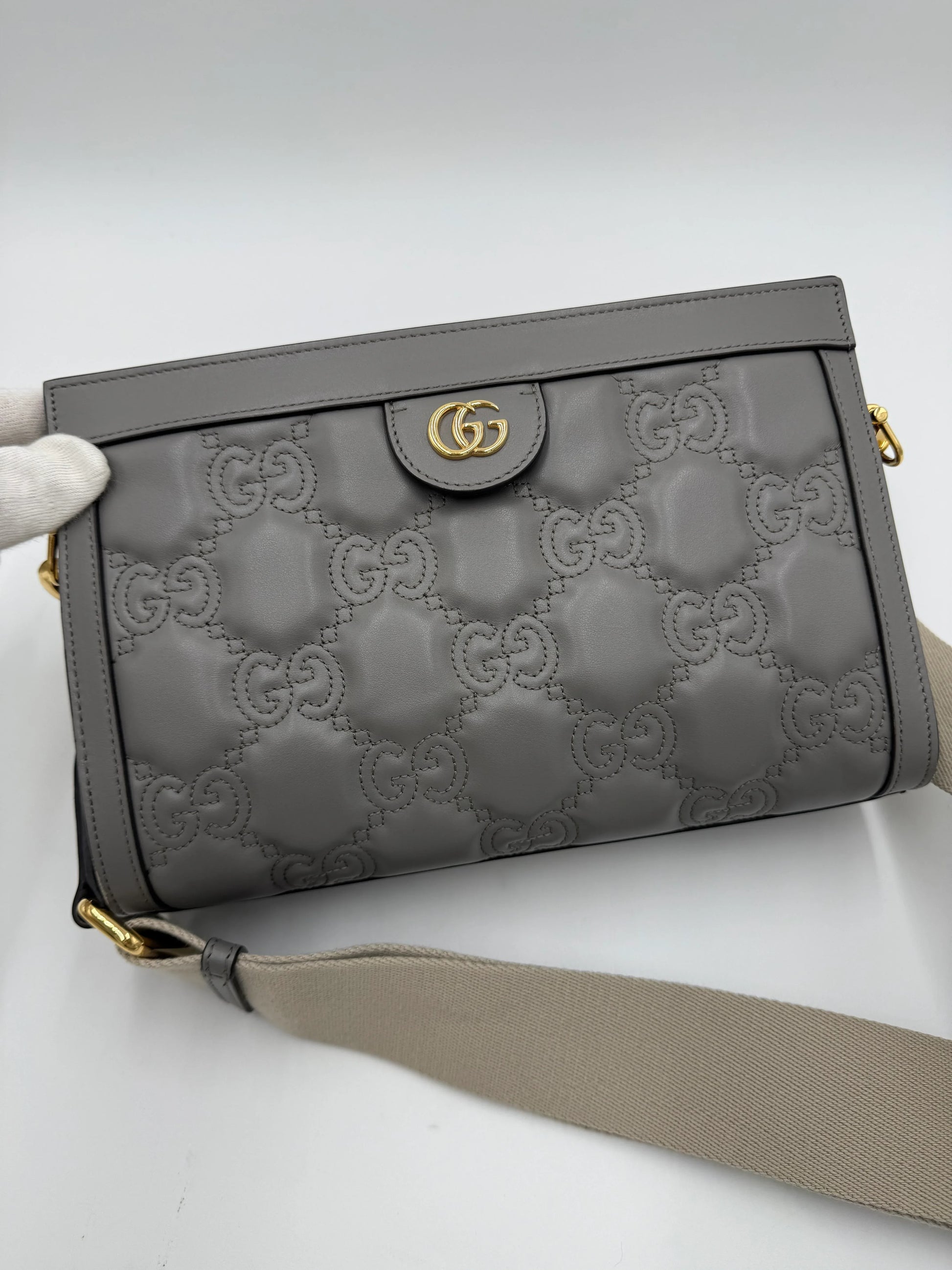 Gucci-Borsa-a-Tracolla-Ophidia-GG-Marmont-Piccola-in-Pelle-Matelass-Grigia-70314498687300 - Pally Vintage Closet