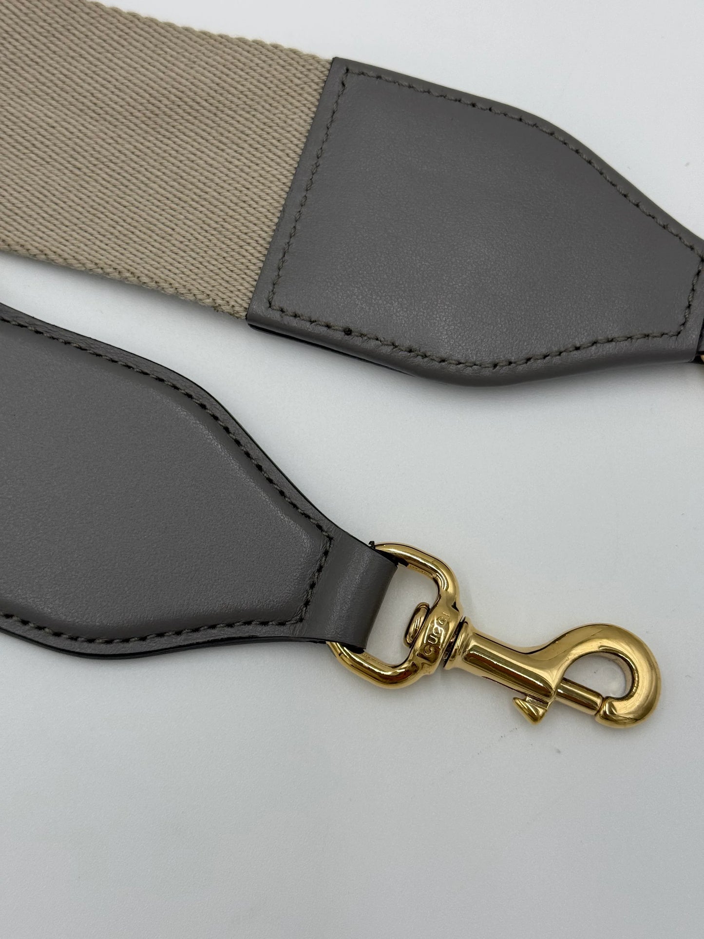 Gucci-Borsa-a-Tracolla-Ophidia-GG-Marmont-Piccola-in-Pelle-Matelass-Grigia-70314498785604 - Pally Vintage Closet