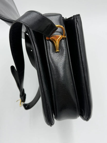 Gucci-Borsa-a-Tracolla-Vintage-in-Pelle-Liscia-Nera-69515605016900 - Pally Vintage Closet
