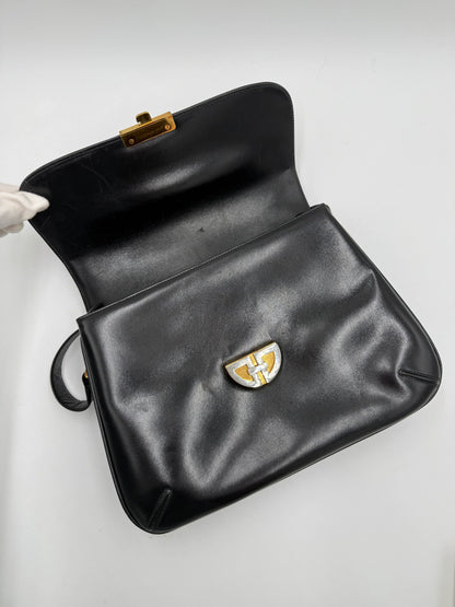 Gucci-Borsa-a-Tracolla-Vintage-in-Pelle-Liscia-Nera-69515605147972 - Pally Vintage Closet
