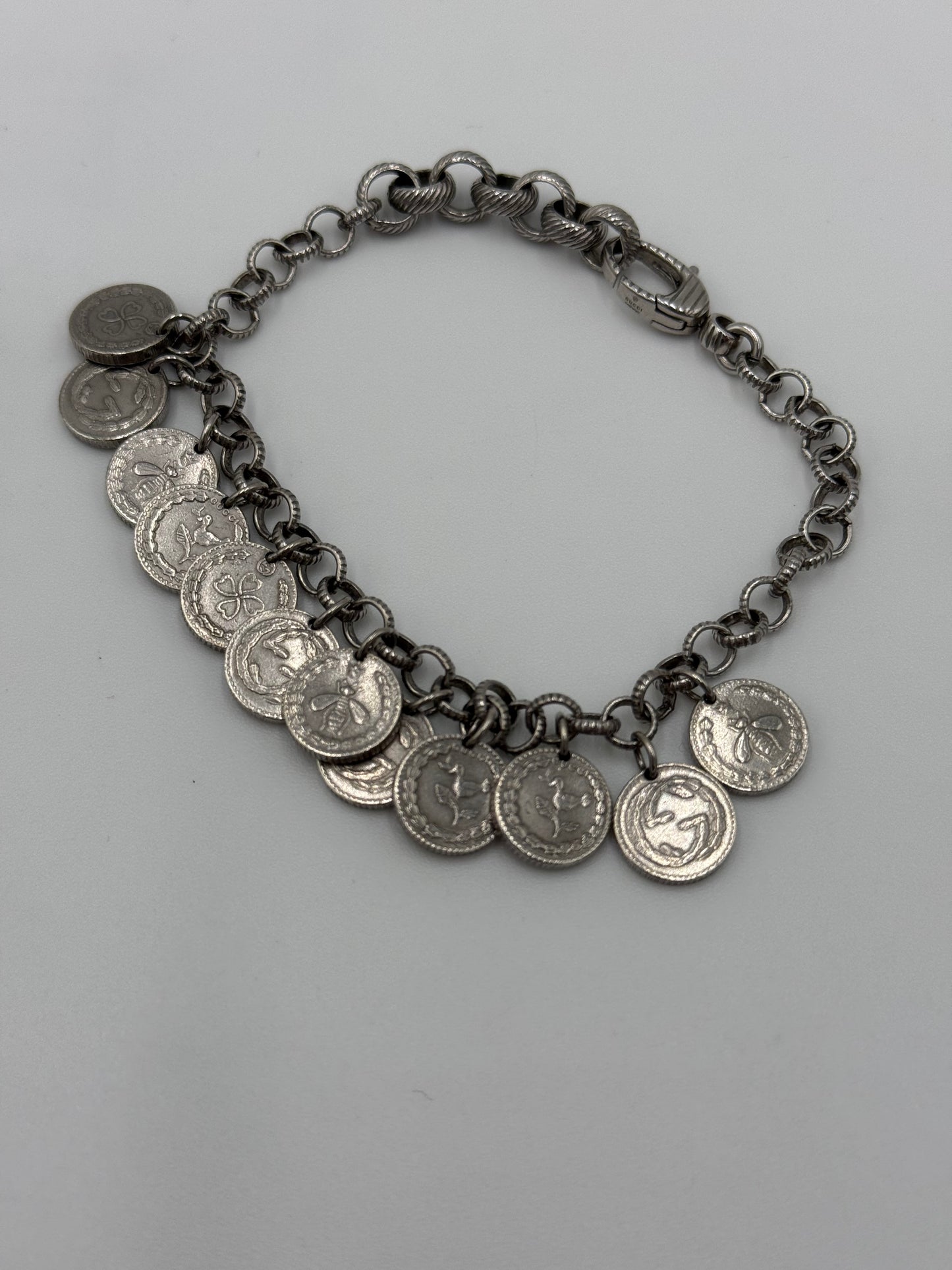 Gucci Bracciale con Ciondoli Moneta Multipli in Argento 925 - Pally Vintage Closet
