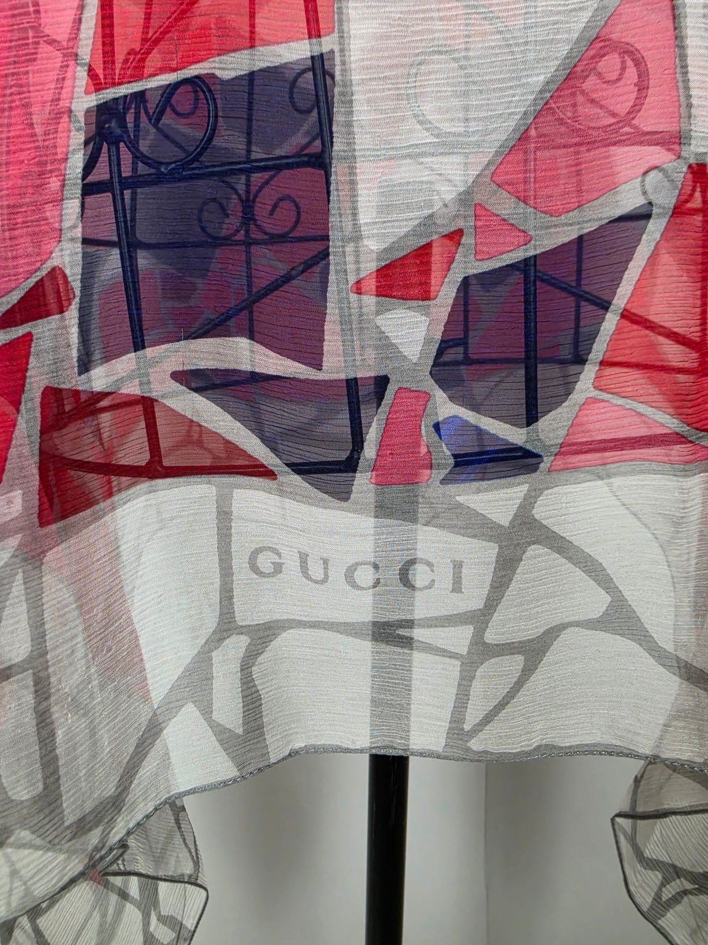 Gucci Caftano Vintage in Seta Stampa Geometrica Rosa