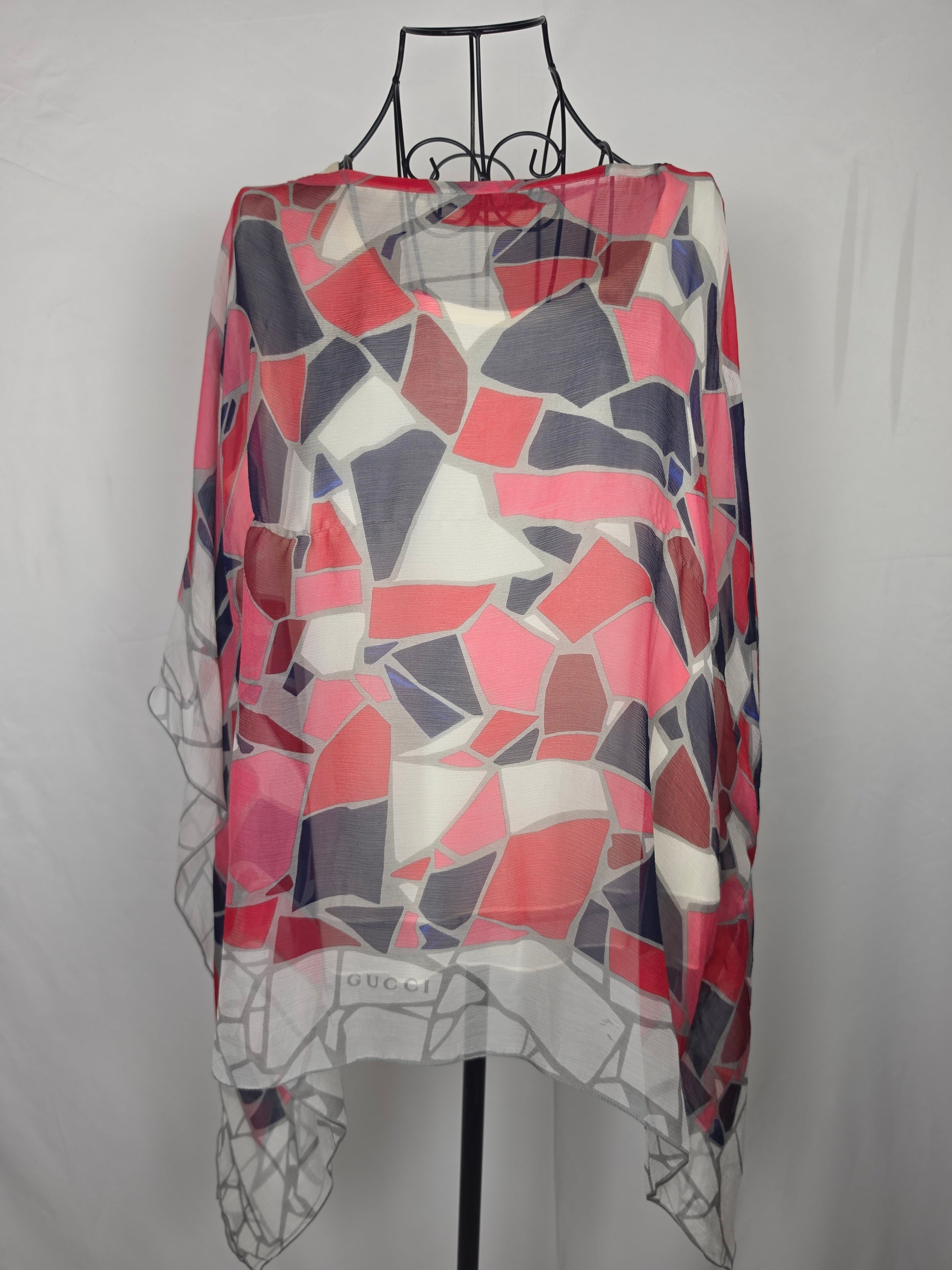Gucci Caftano Vintage in Seta Stampa Geometrica Rosa - Pally Vintage Closet