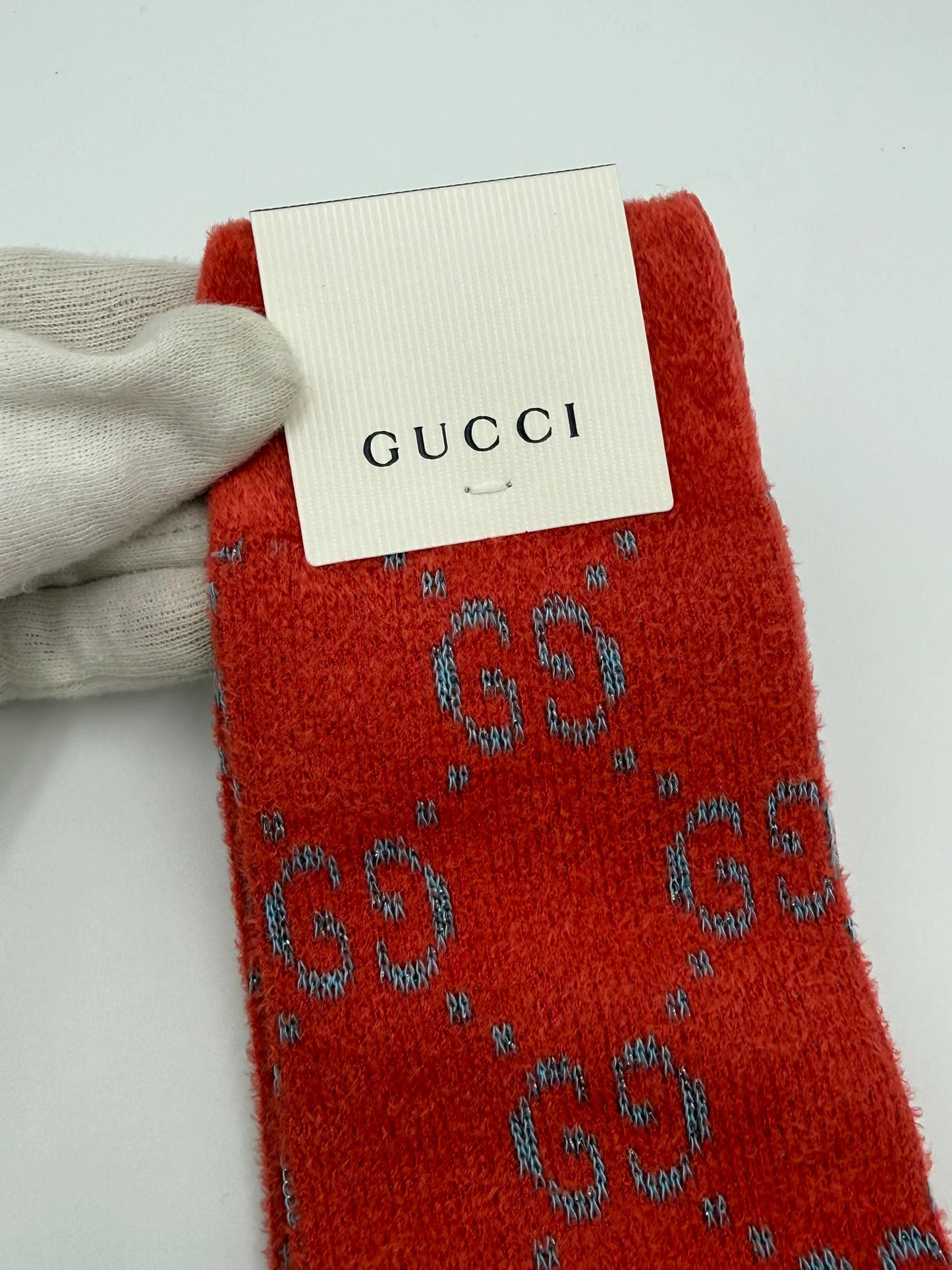 Gucci-Calzini-Warm-Logg-in-Maglia-GG-Rosso-e-Blu-70031224570180 - Pally Vintage Closet