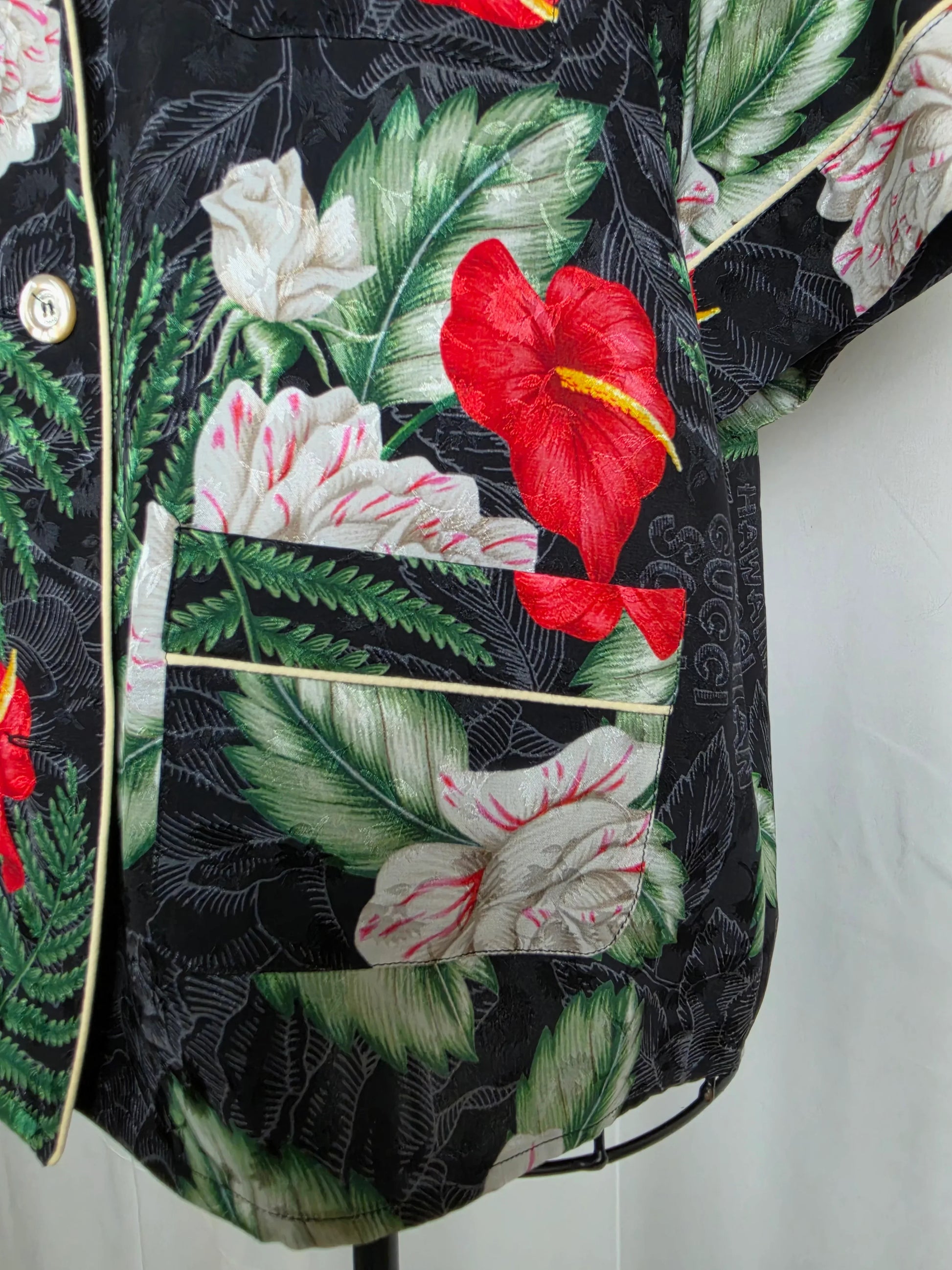 Gucci-Camicia-Hawaiian-Soul-in-Jacquard-di-Seta-Verde-70263528784196 - Pally Vintage Closet
