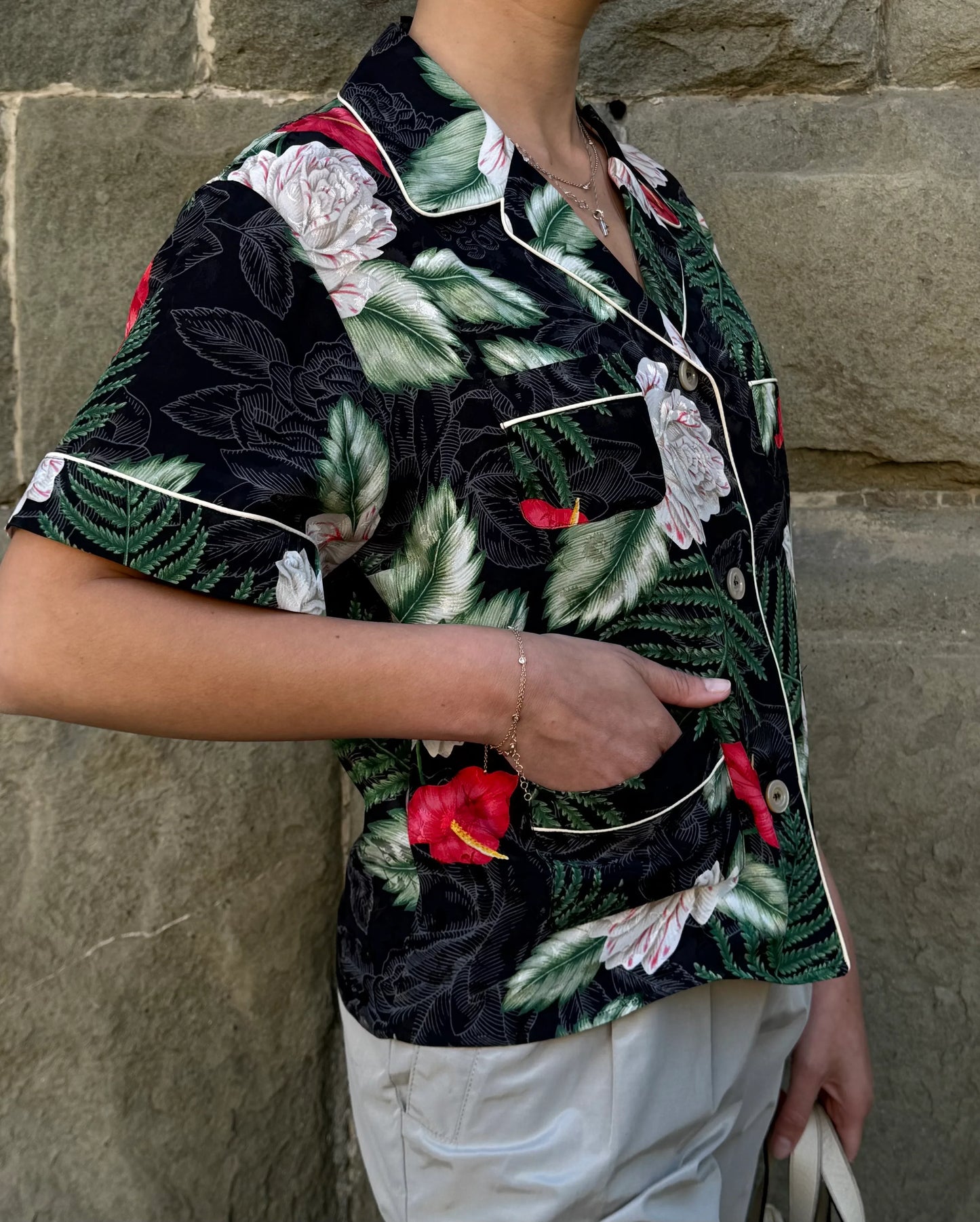 Gucci-Camicia-Hawaiian-Soul-in-Jacquard-di-Seta-Verde-70300483551556 - Pally Vintage Closet
