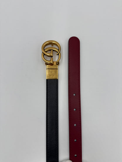 Gucci Cintura Marmont Reversibile in Pelle Bordeaux e Nera - Pally Vintage Closet