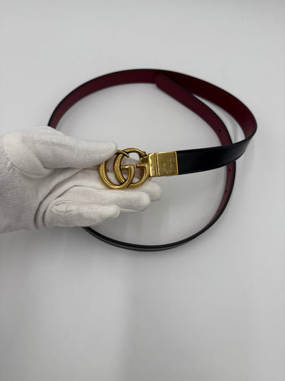 Gucci Cintura Marmont Reversibile in Pelle Bordeaux e Nera - Pally Vintage Closet