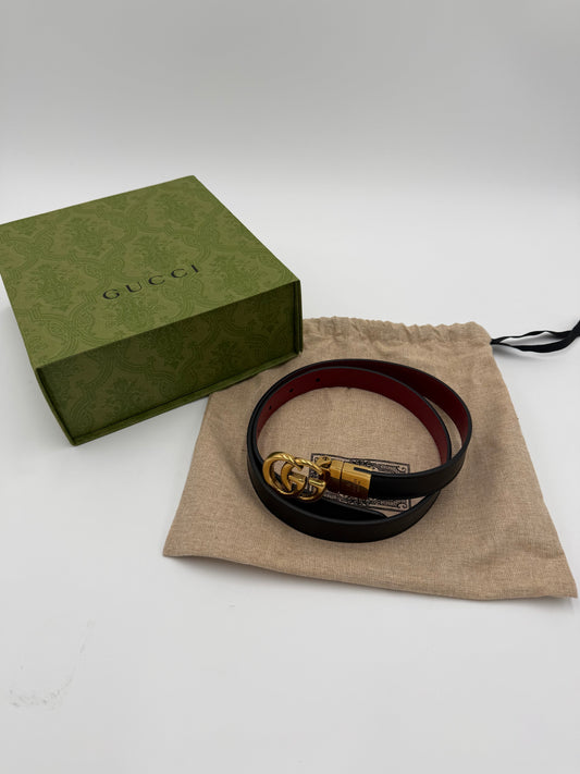 Gucci Cintura Marmont Reversibile in Pelle Bordeaux e Nera - Pally Vintage Closet