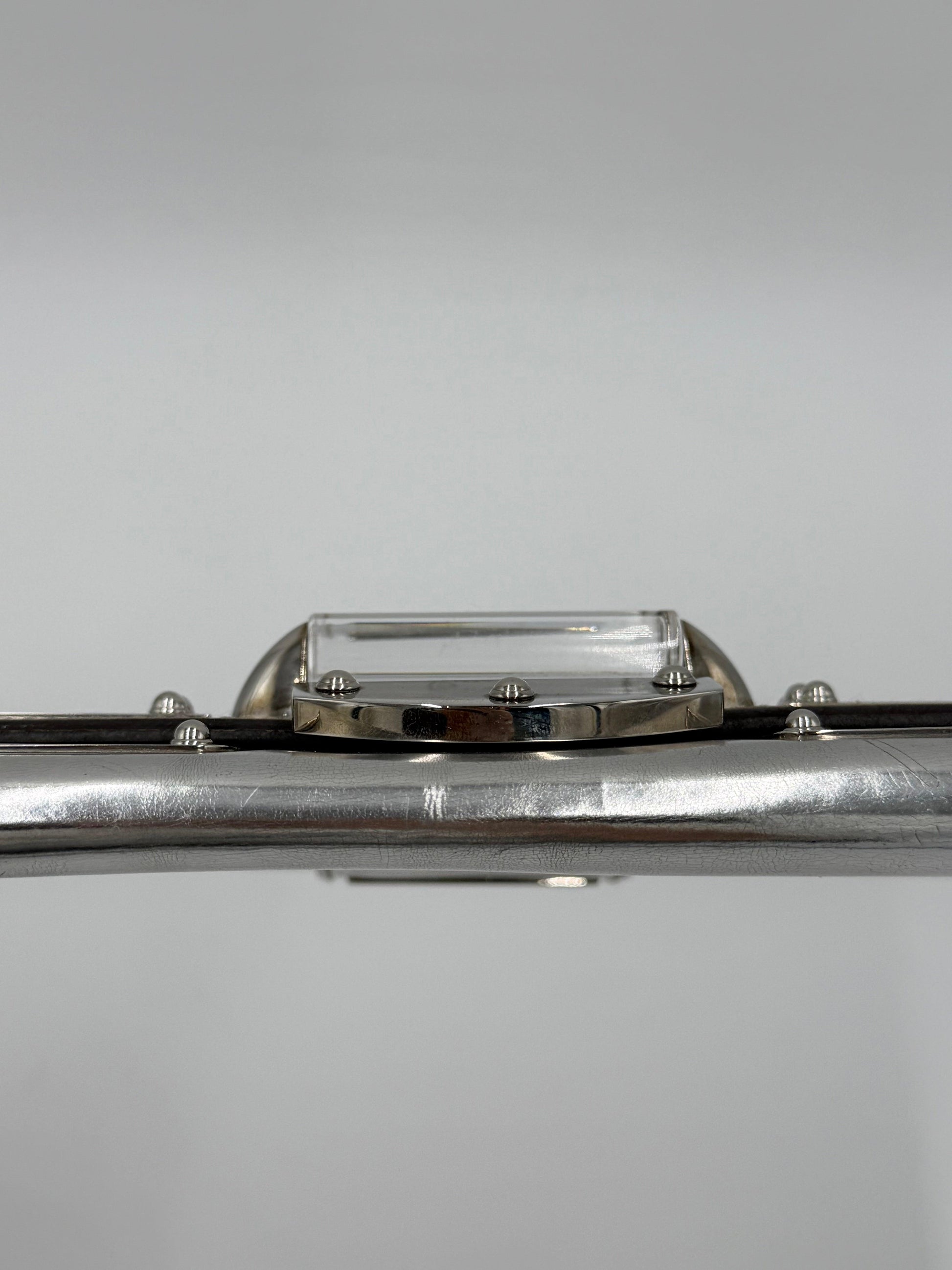 Gucci Clutch Vintage by Frida Giannini in Pelle Metallizzata e Plexiglass Argento - Pally Vintage Closet