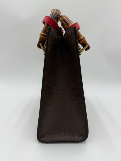 Gucci Diana Media Tote in Tessuto Jumbo GG e Bamboo Marrone - Pally Vintage Closet