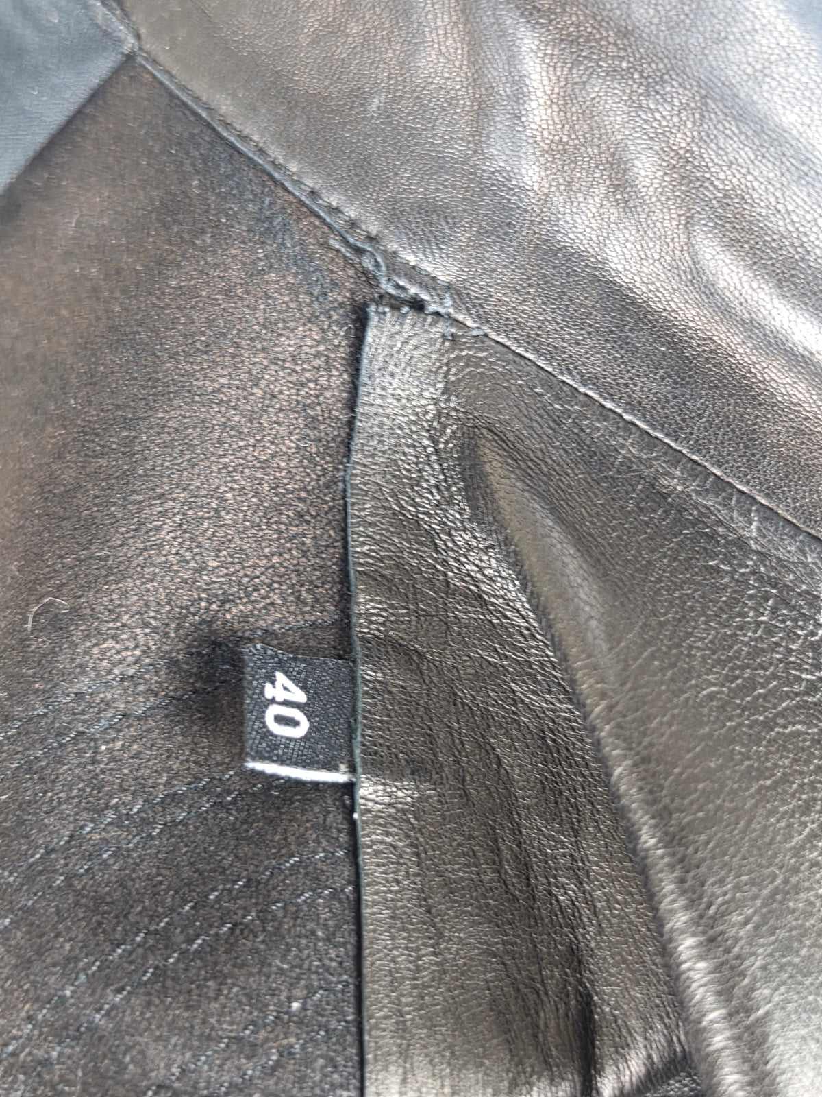 Gucci Giacca Tom Ford in Pelle con Cuciture Sagomate Nera - Pally Vintage Closet
