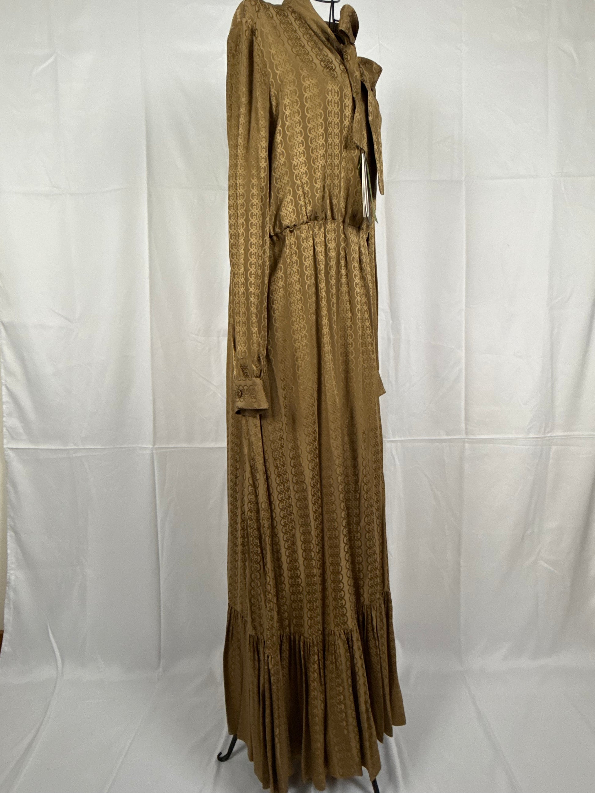 Gucci Maxi Vestito in Seta Jacquard GG Beige - Pally Vintage Closet