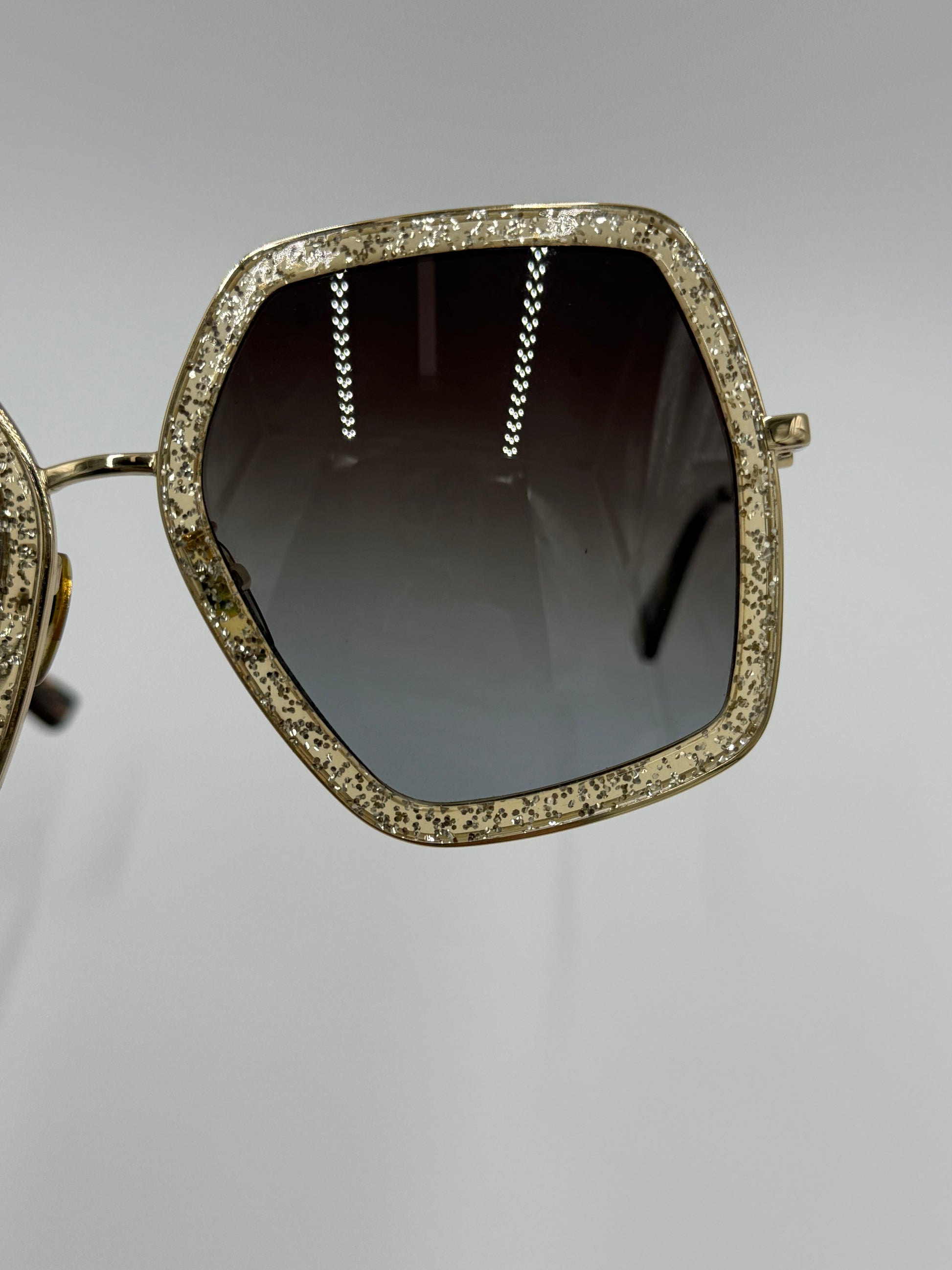 Gucci Occhiali da Sole Oversize con Glitter Oro - Pally Vintage Closet