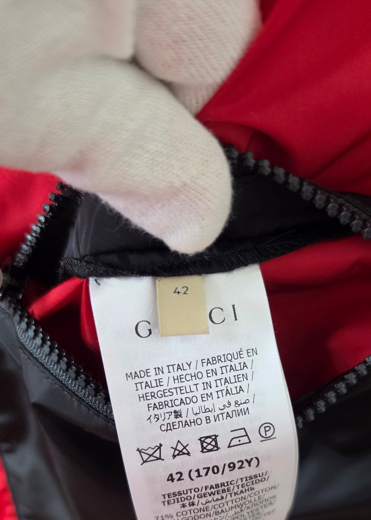 Gucci Piumino GG Cotton Canvas Puffer con Cappuccio e Zip Nero - Pally Vintage Closet