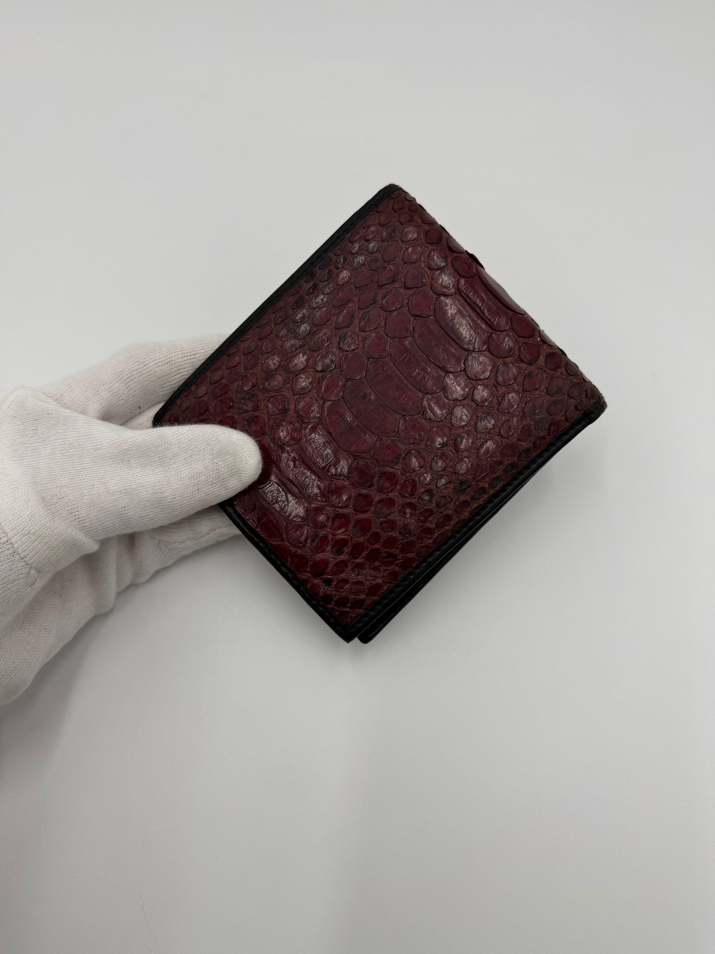 Gucci Portafoglio Vintage in Pelle di Pitone Bordeaux - Pally Vintage Closet