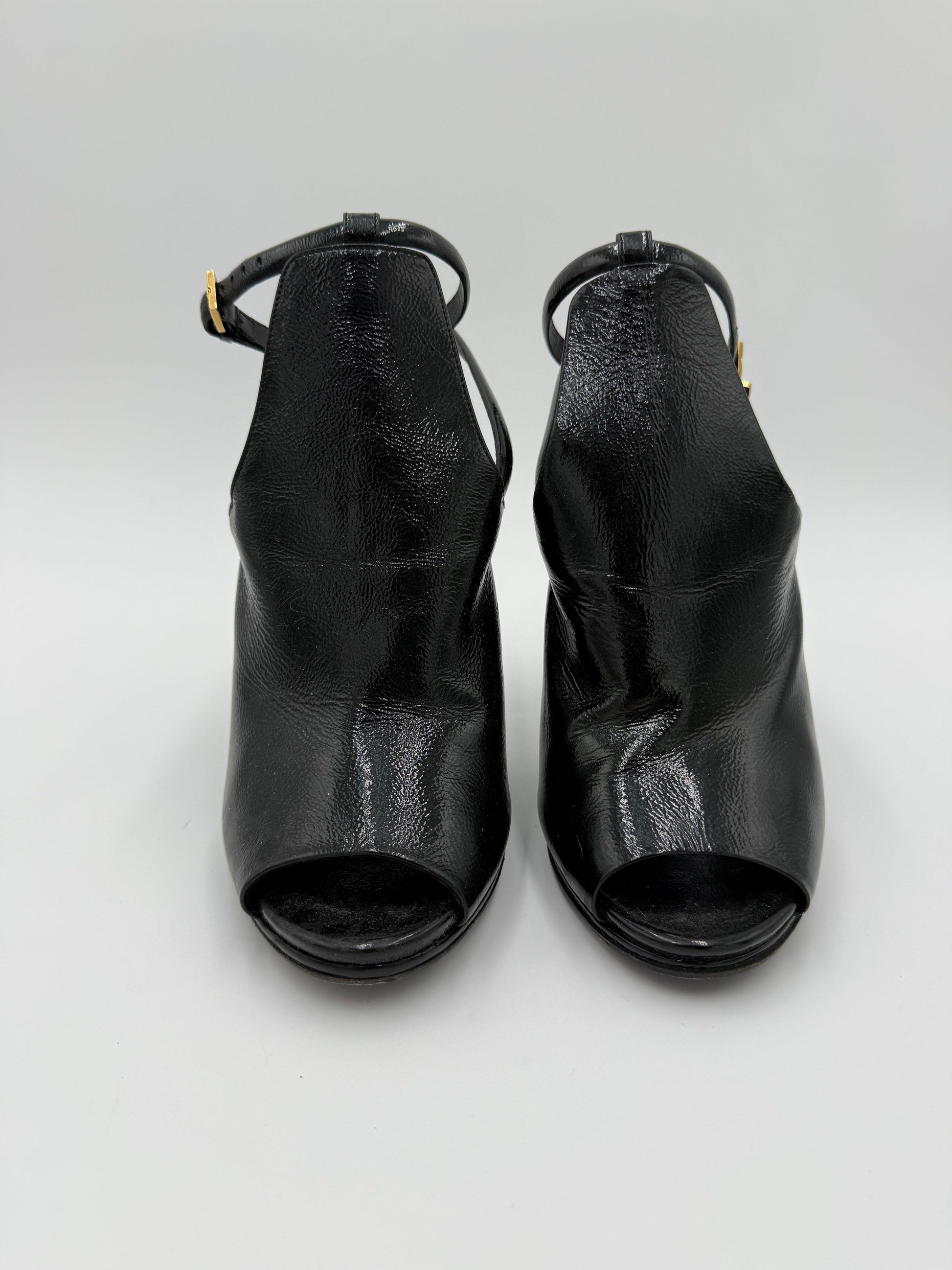 Gucci-Sandali-Platform-Vintage-by-Tom-Ford-in-Pelle-Verniciata-Nera-70493935862084 - Pally Vintage Closet