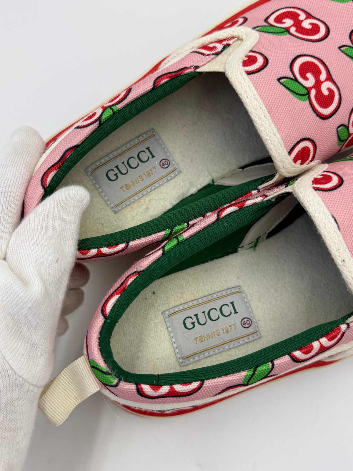 Gucci Slip-on Tennis 1977 con Stampa Apple GG Rosa