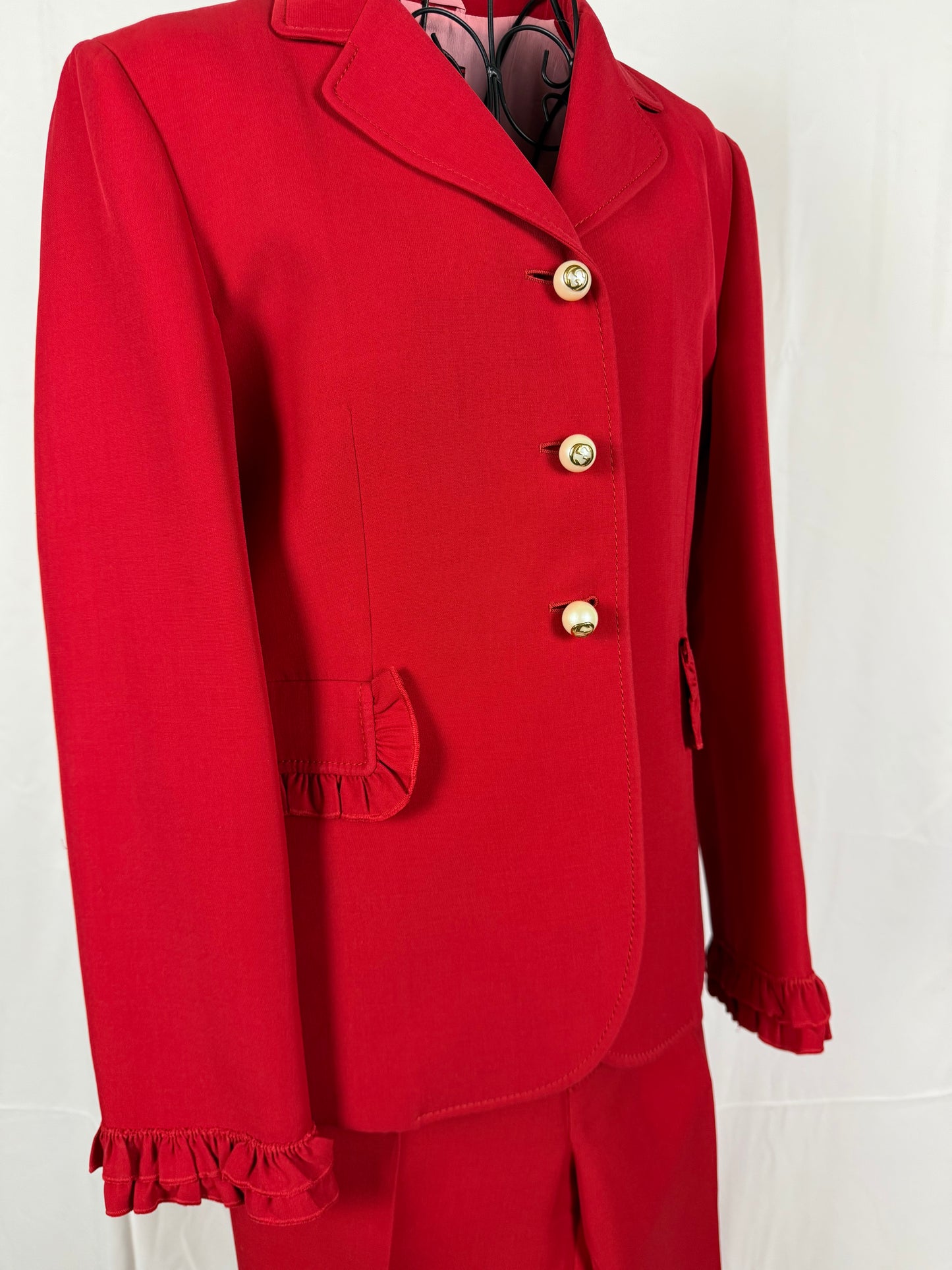 Gucci Tailleur con Dettagli Ruffled Rosso - Pally Vintage Closet