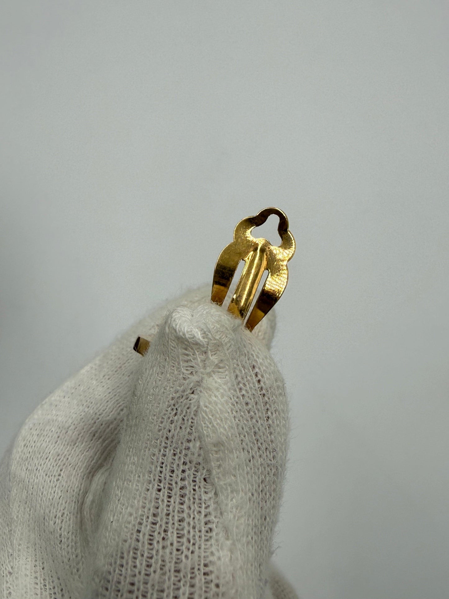 Herm-s-Orecchini-a-Clip-Vintage-Bijouterie-Fantaisie-Motivo-Equestre-Avorio-70560858440004 - Pally Vintage Closet