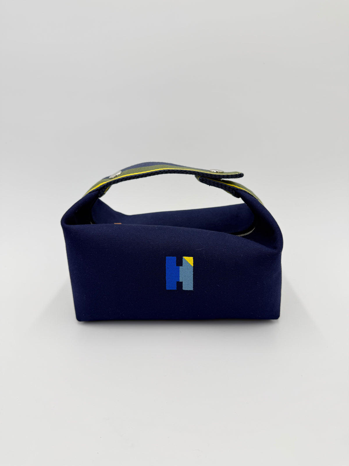 Hermès Pouch Bride-à-Brac H Pavillon PM Bleu Marine - Pally Vintage Closet