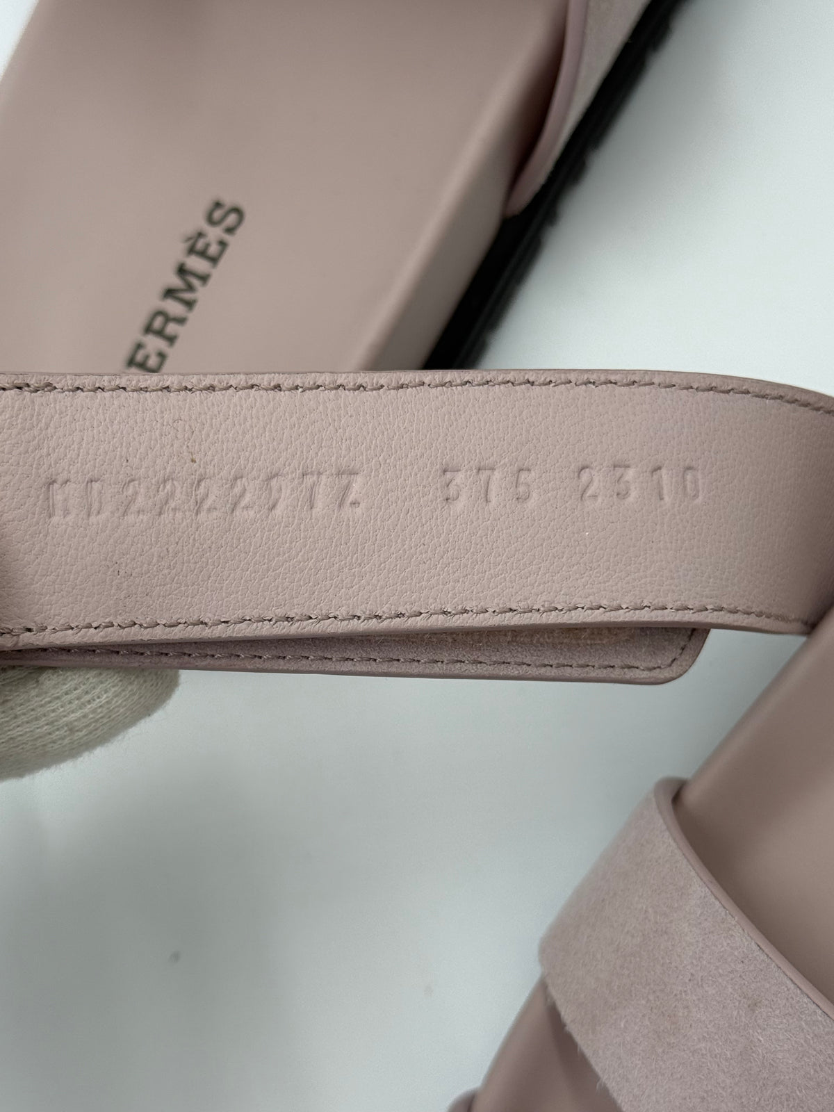 Hermès Sandali Chypre in Camoscio Rose Porcelaine - Pally Vintage Closet