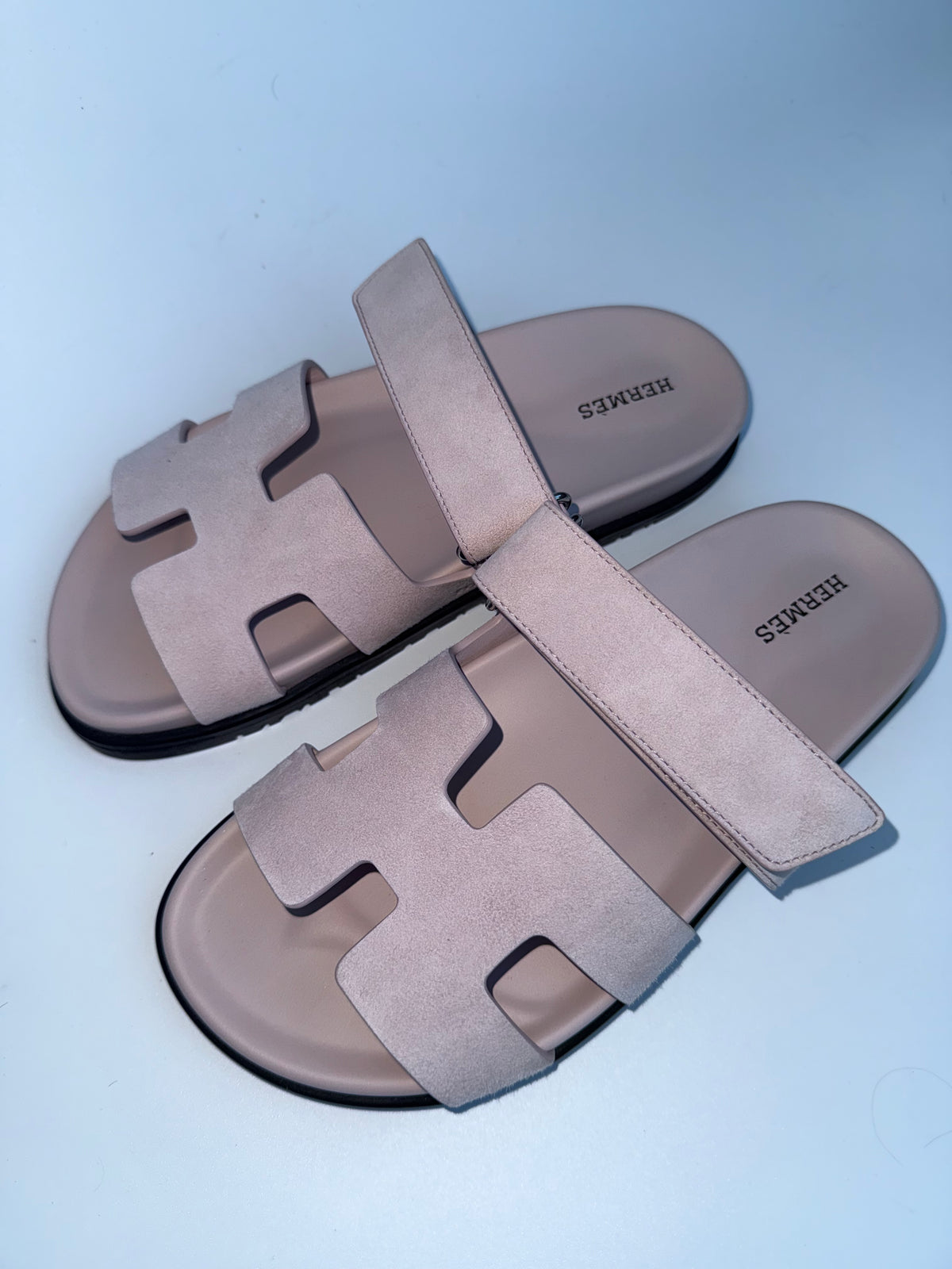 Hermès Sandali Chypre in Camoscio Rose Porcelaine - Pally Vintage Closet