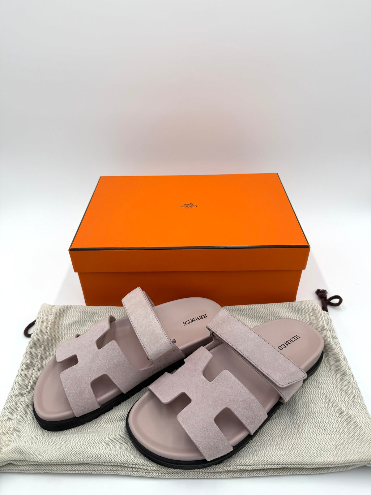 Hermès Sandali Chypre in Camoscio Rose Porcelaine - Pally Vintage Closet