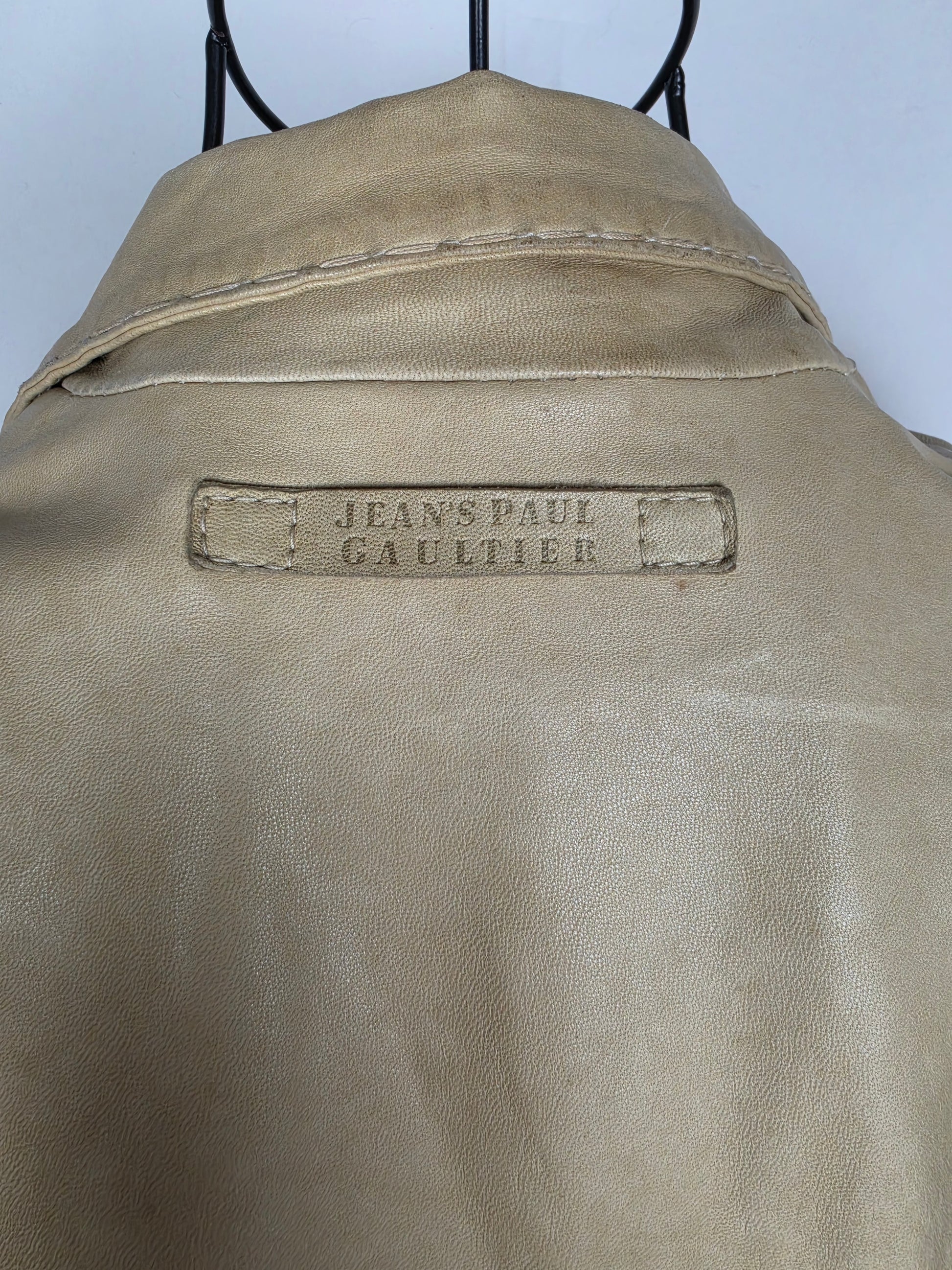 Jean Paul Gaultier Jeans Giacca in Pelle Vintage Stile Safari Beige - Pally Vintage Closet