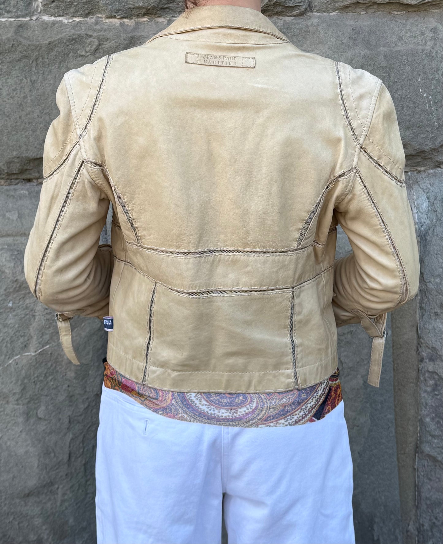 Jean Paul Gaultier Jeans Giacca in Pelle Vintage Stile Safari Beige - Pally Vintage Closet