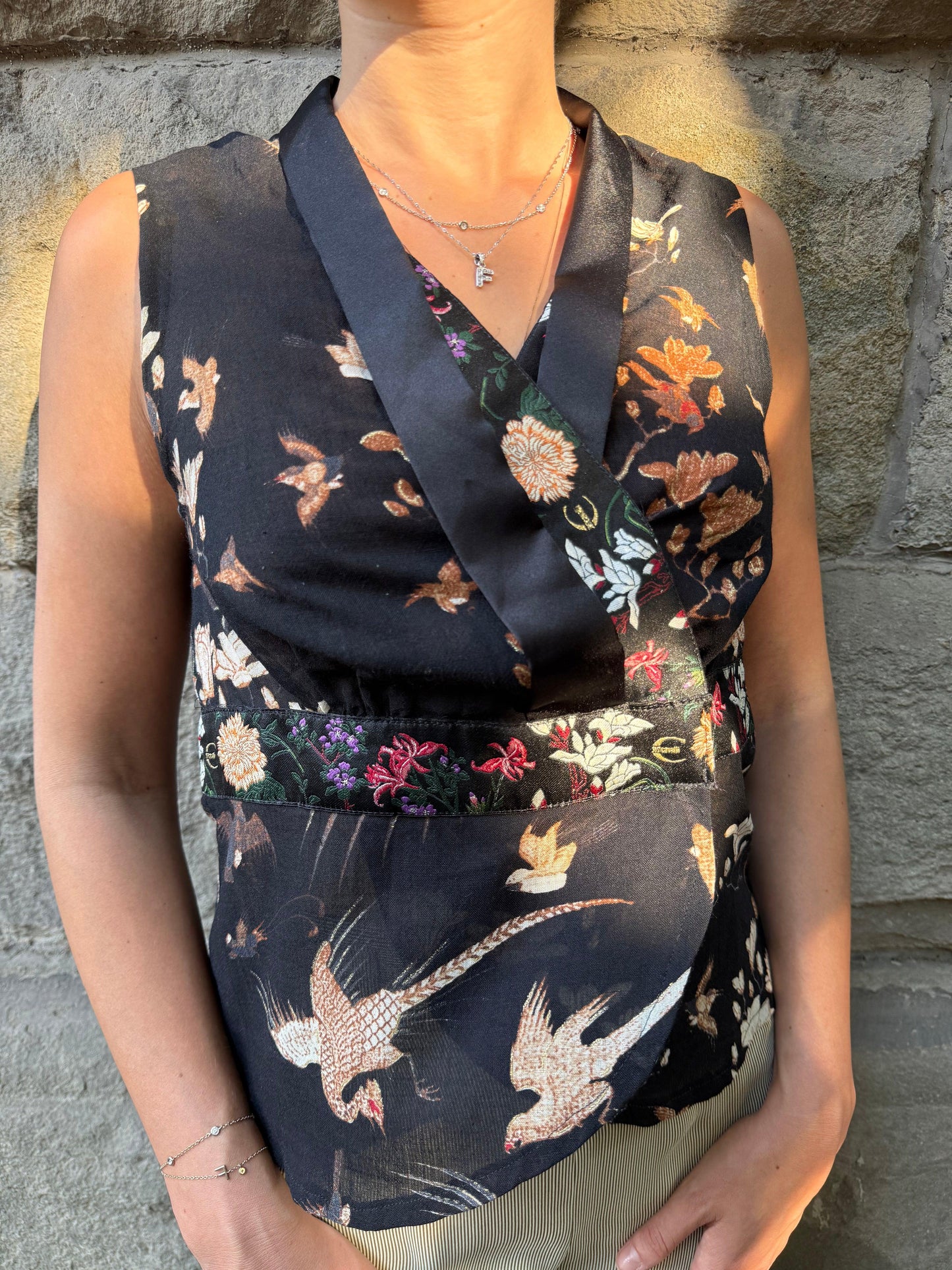 Just Cavalli Blusa Smanicata Vintage Stampa Orientale Nera - Pally Vintage Closet