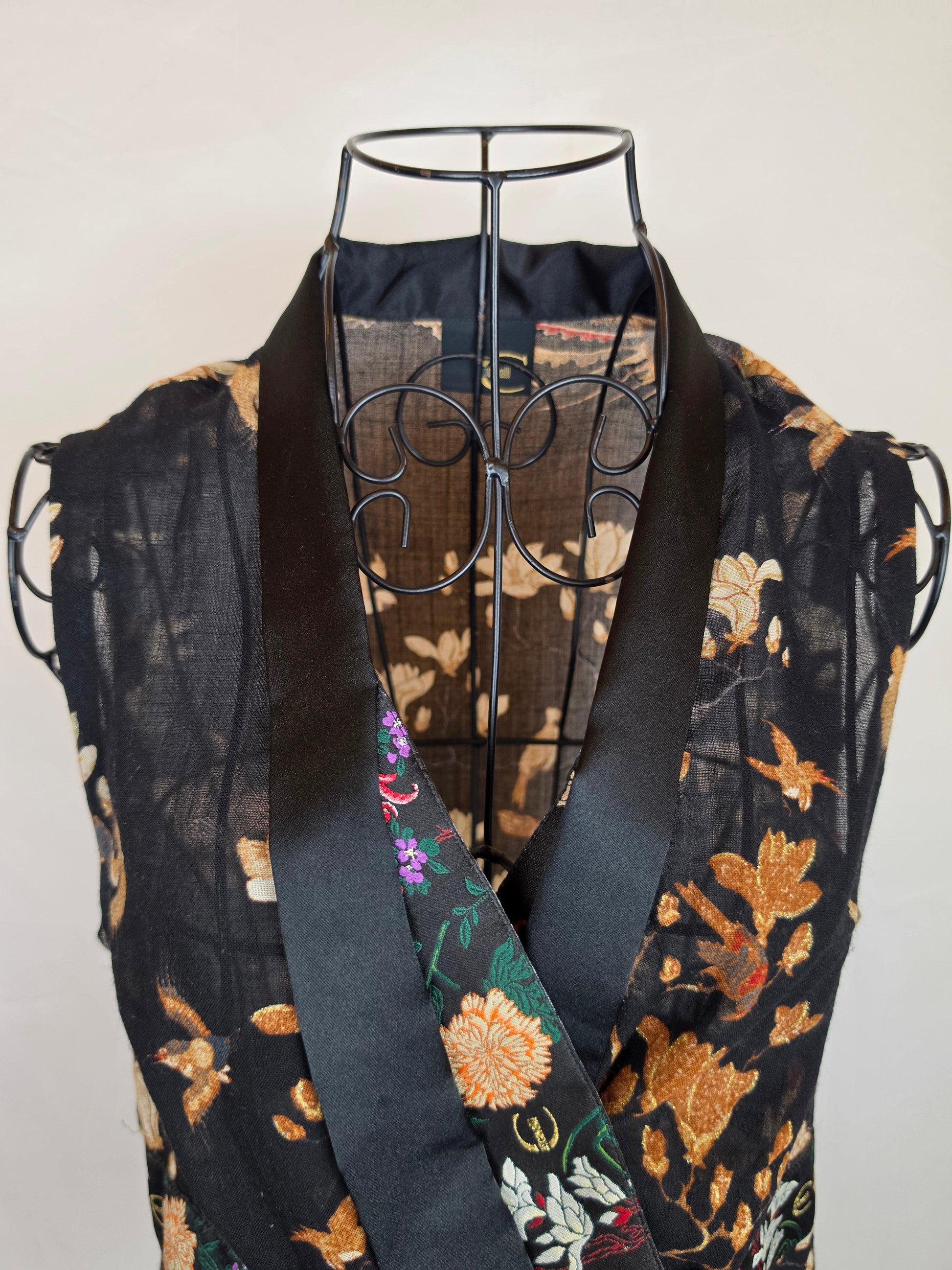 Just Cavalli Blusa Smanicata Vintage Stampa Orientale Nera - Pally Vintage Closet