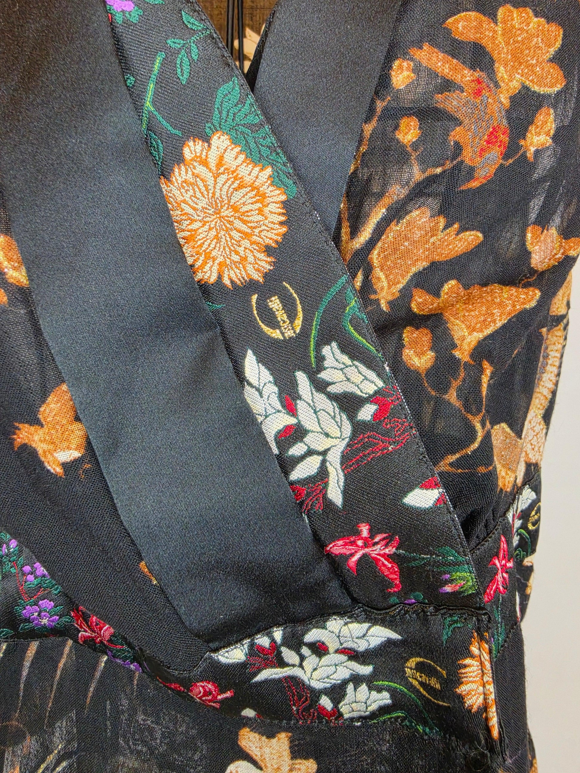 Just Cavalli Blusa Smanicata Vintage Stampa Orientale Nera - Pally Vintage Closet